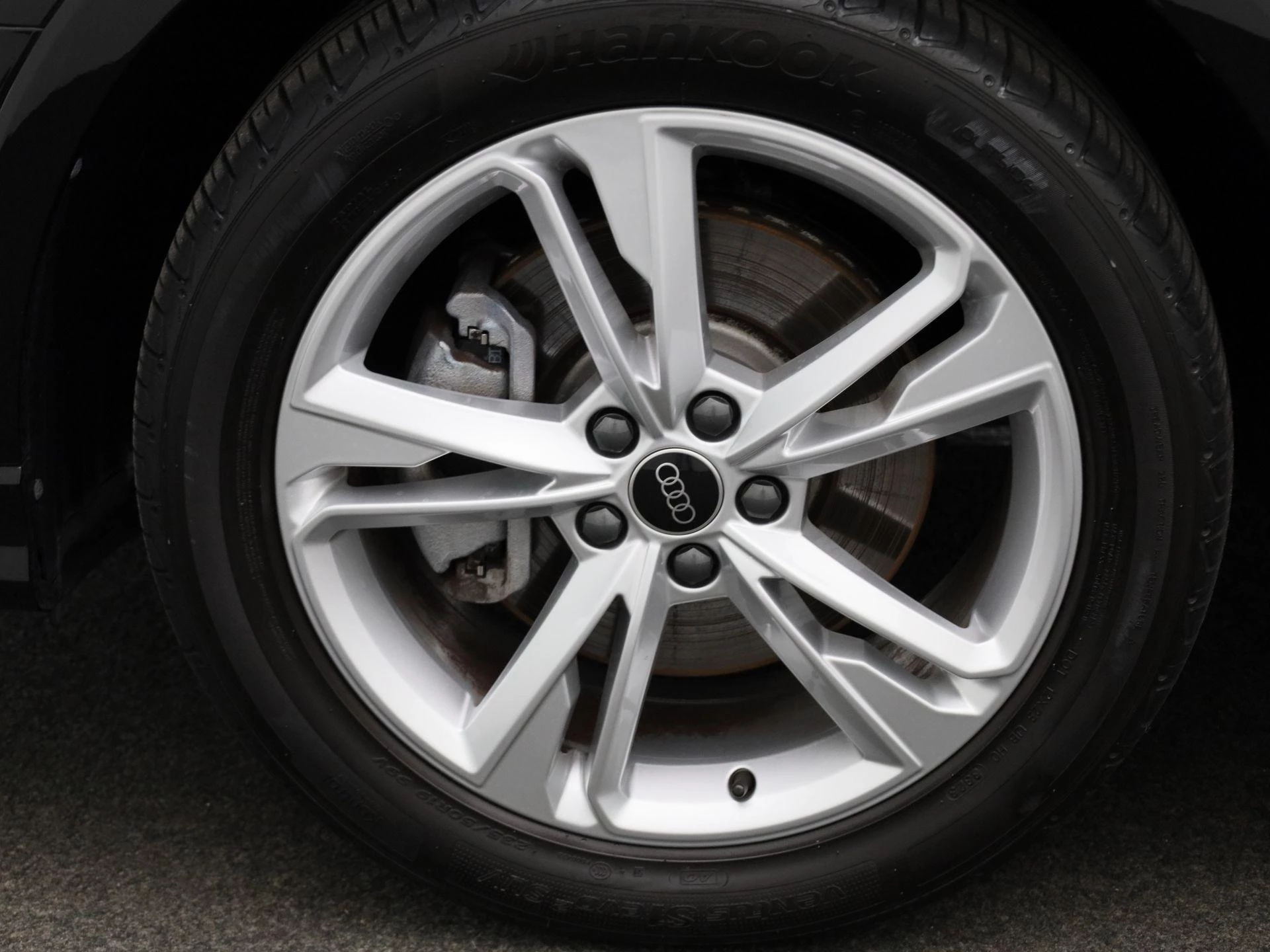 Audi-Q3-image-6