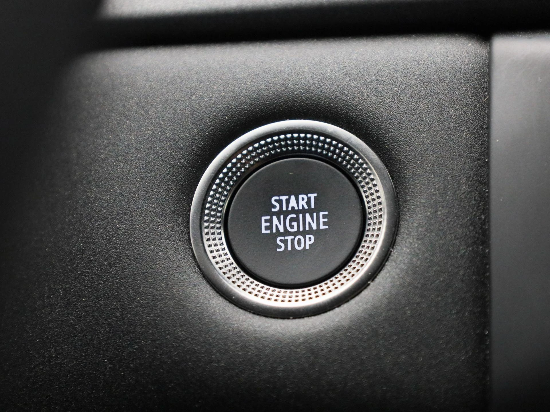 Renault-Captur-image-22