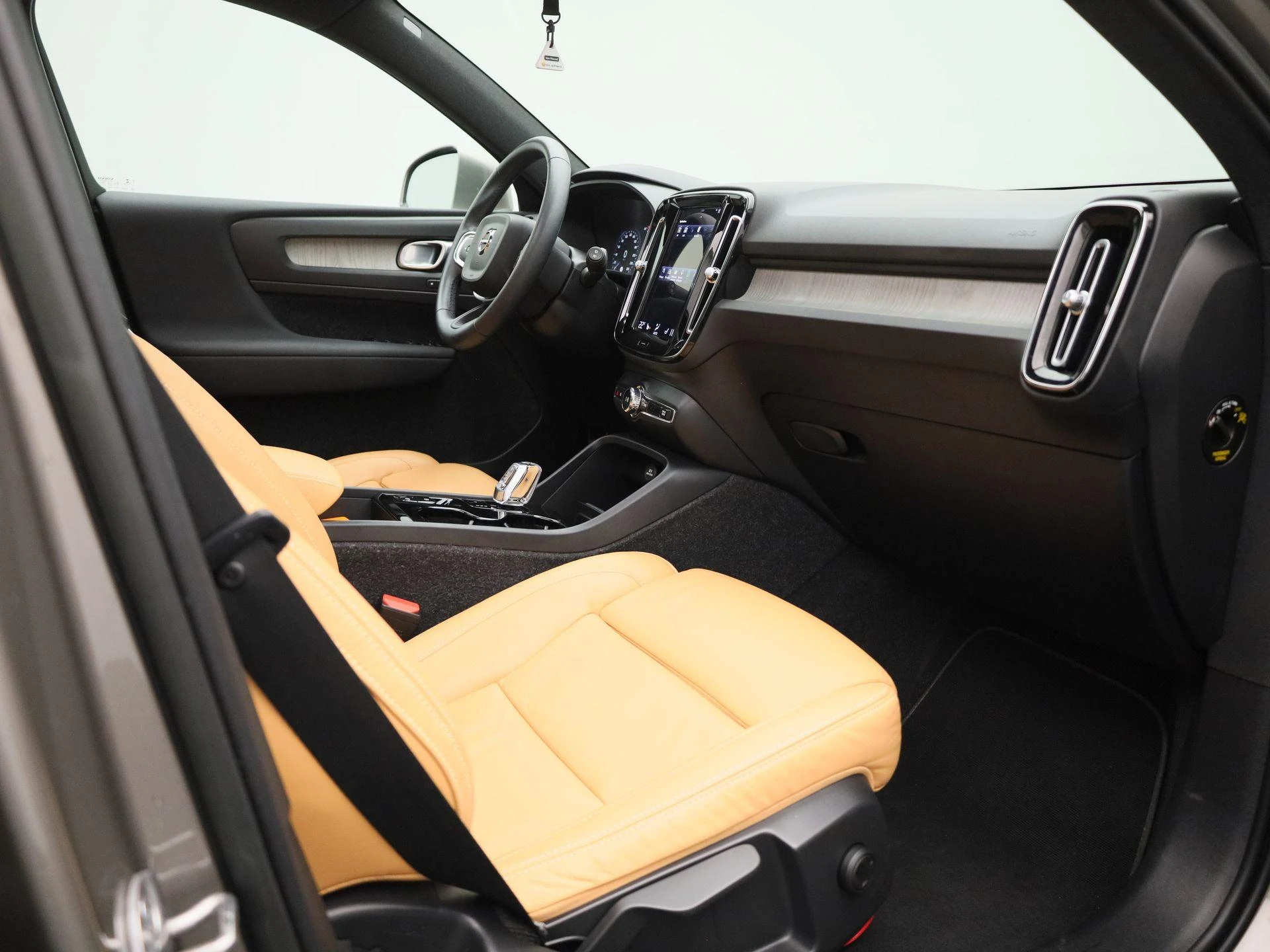 Volvo-XC40-image-37