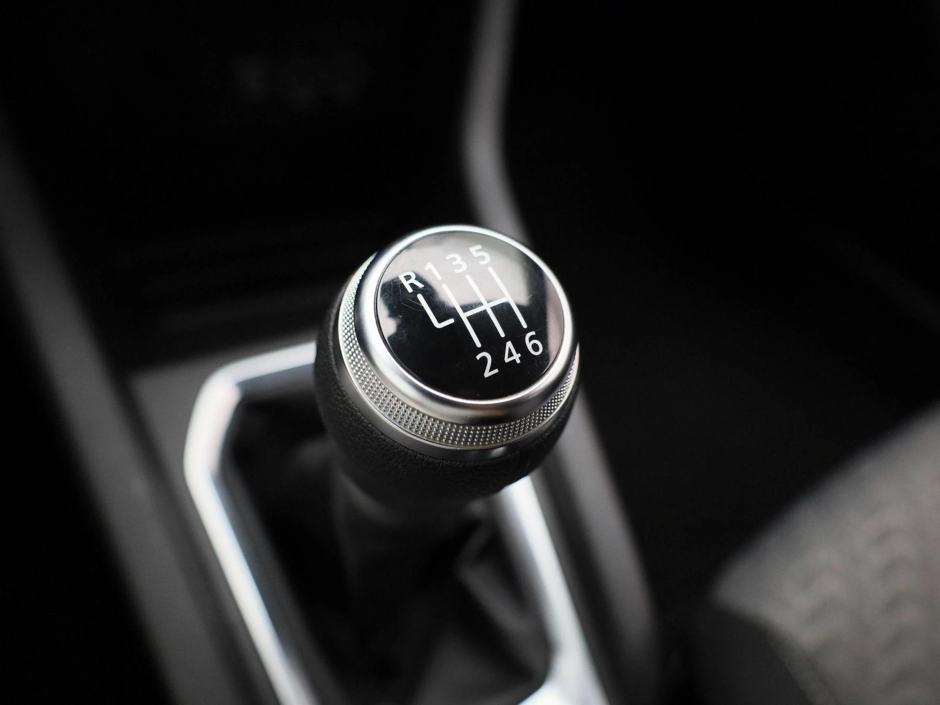 Renault-Clio-image-23