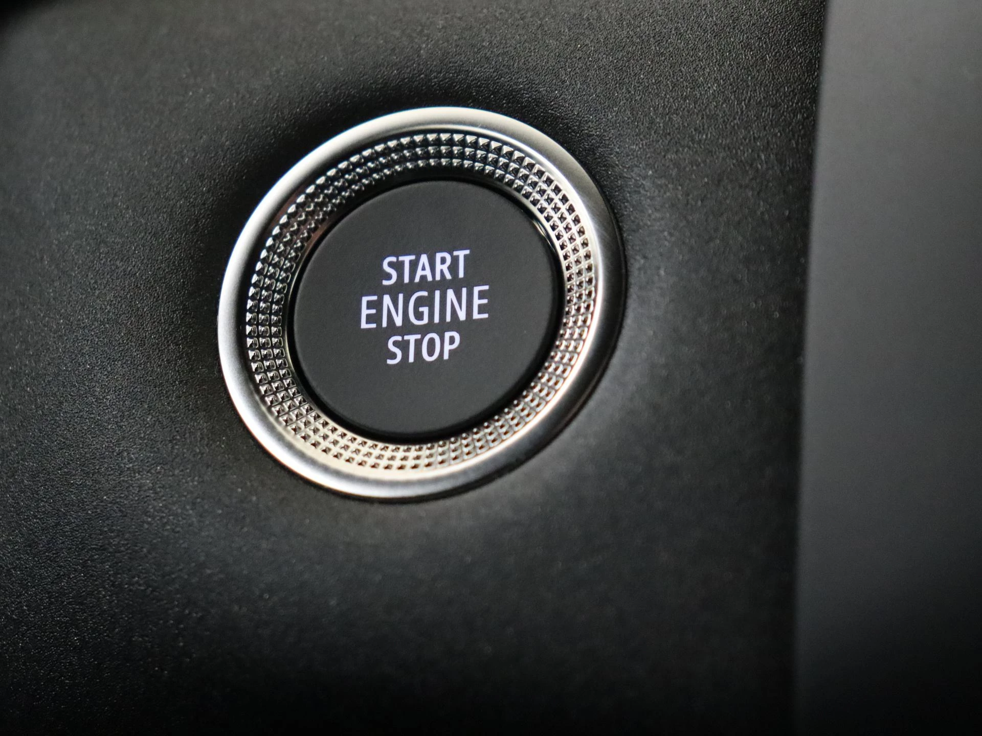 Renault-Captur-image-24