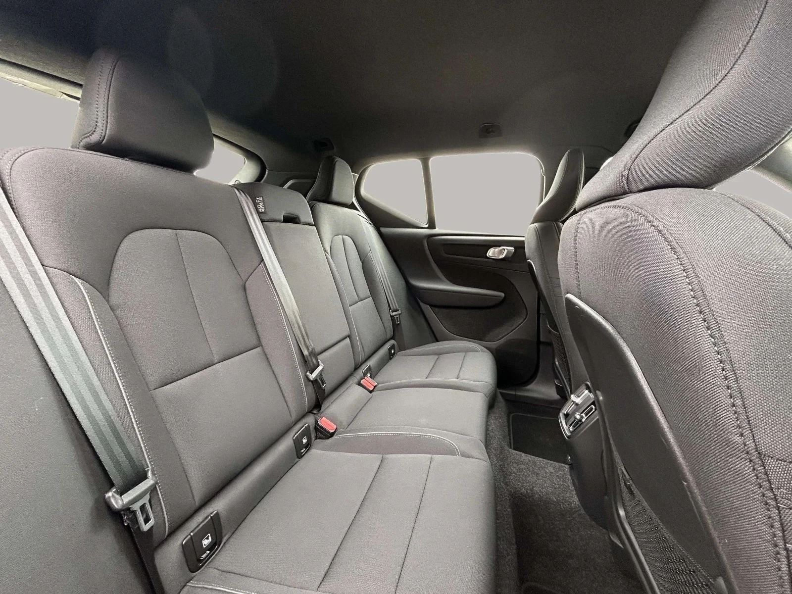 Volvo-XC40-image-14