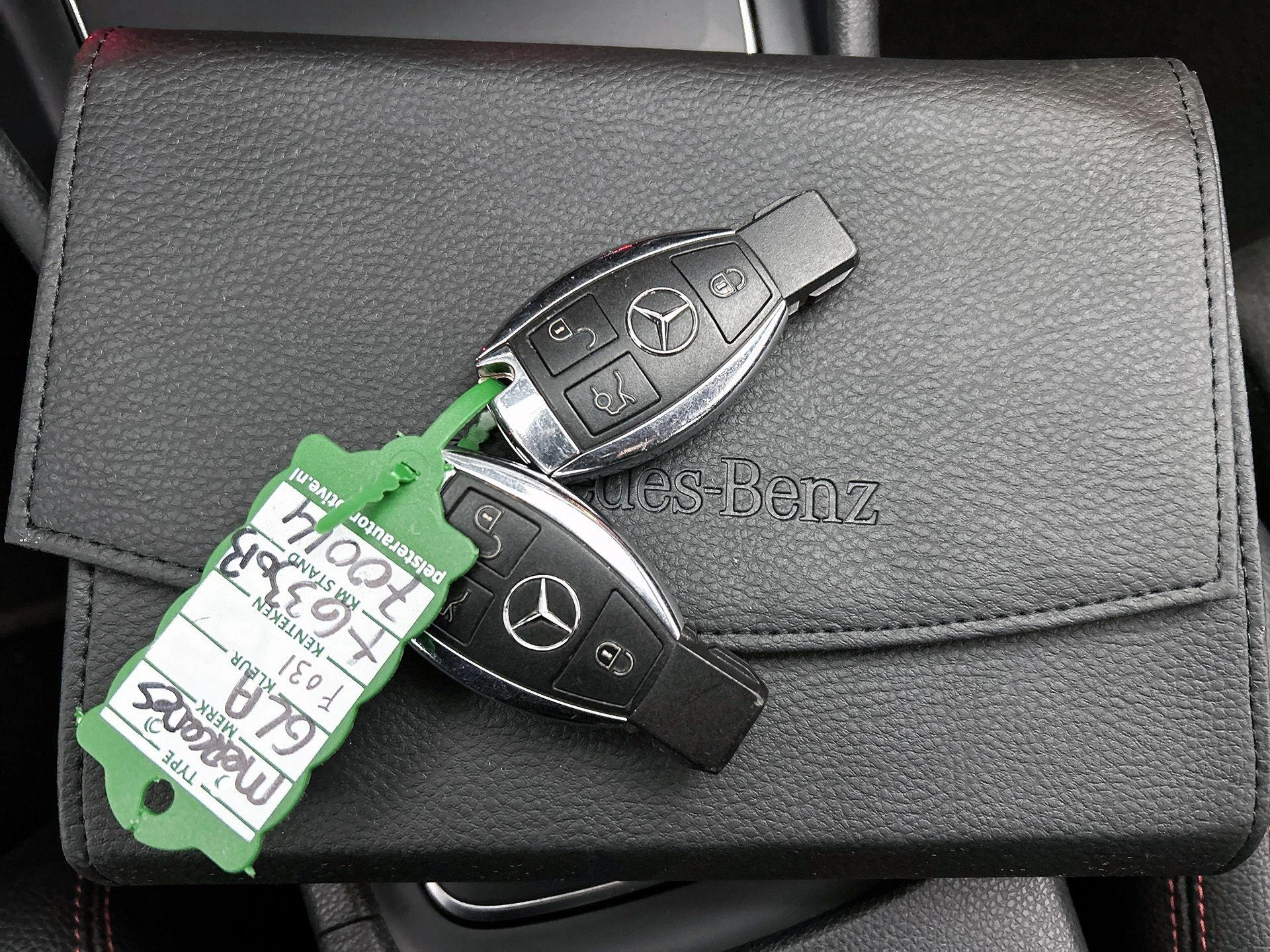 Mercedes-Benz-GLA-image-32