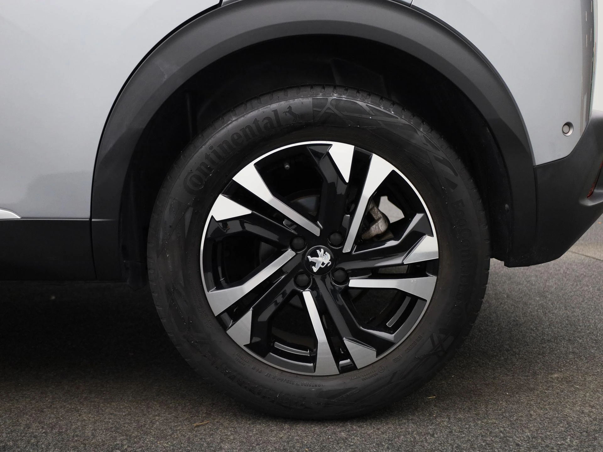 Peugeot-2008-image-12