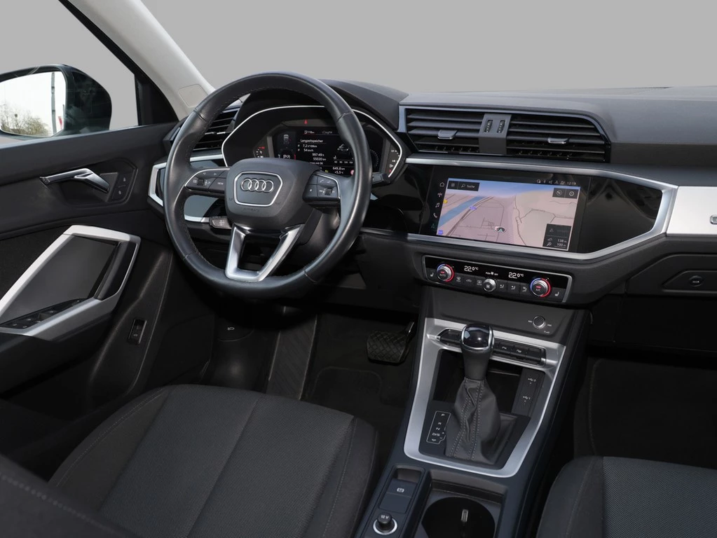 Audi-Q3-image-10