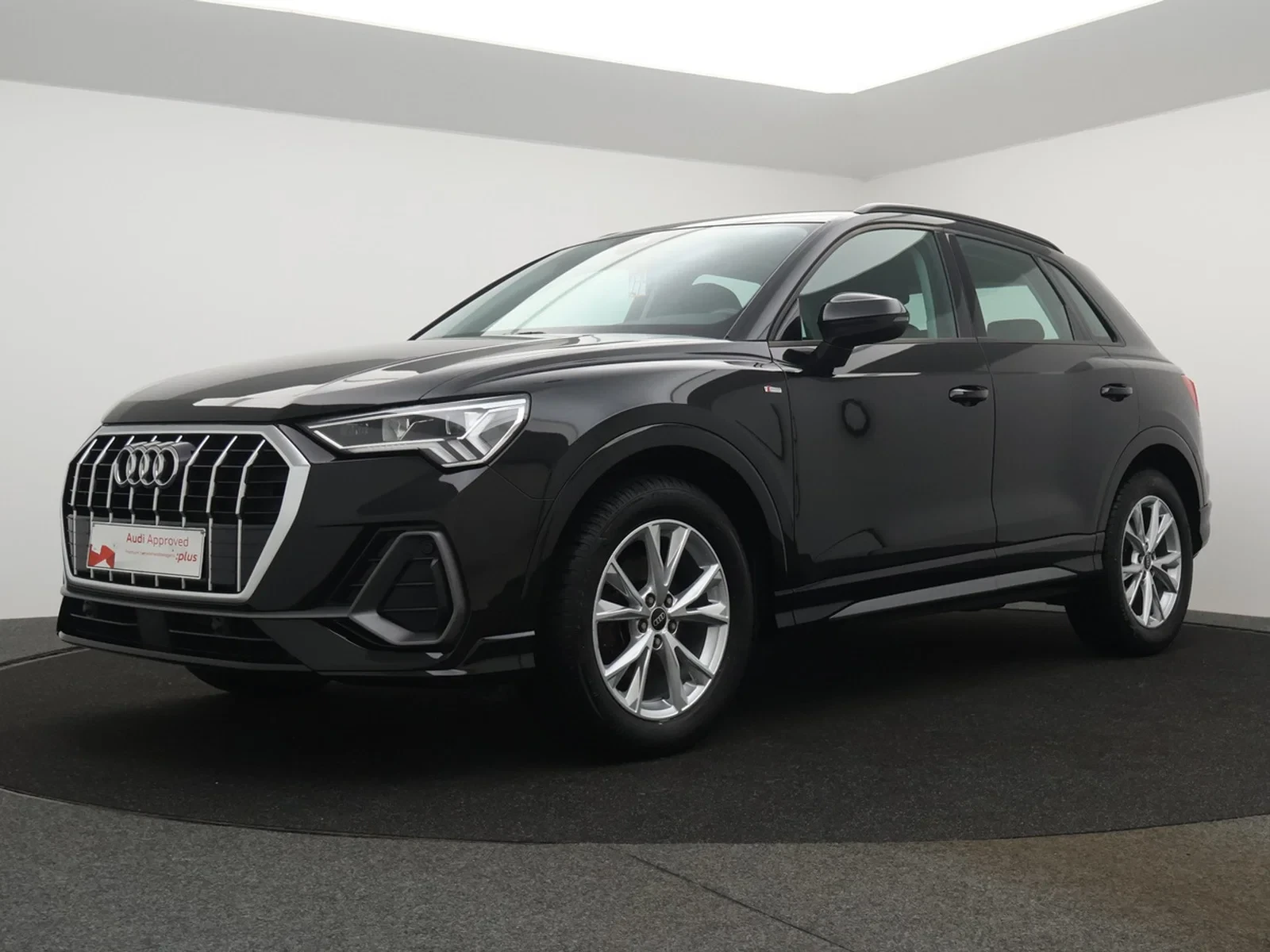 Audi-Q3-image-0