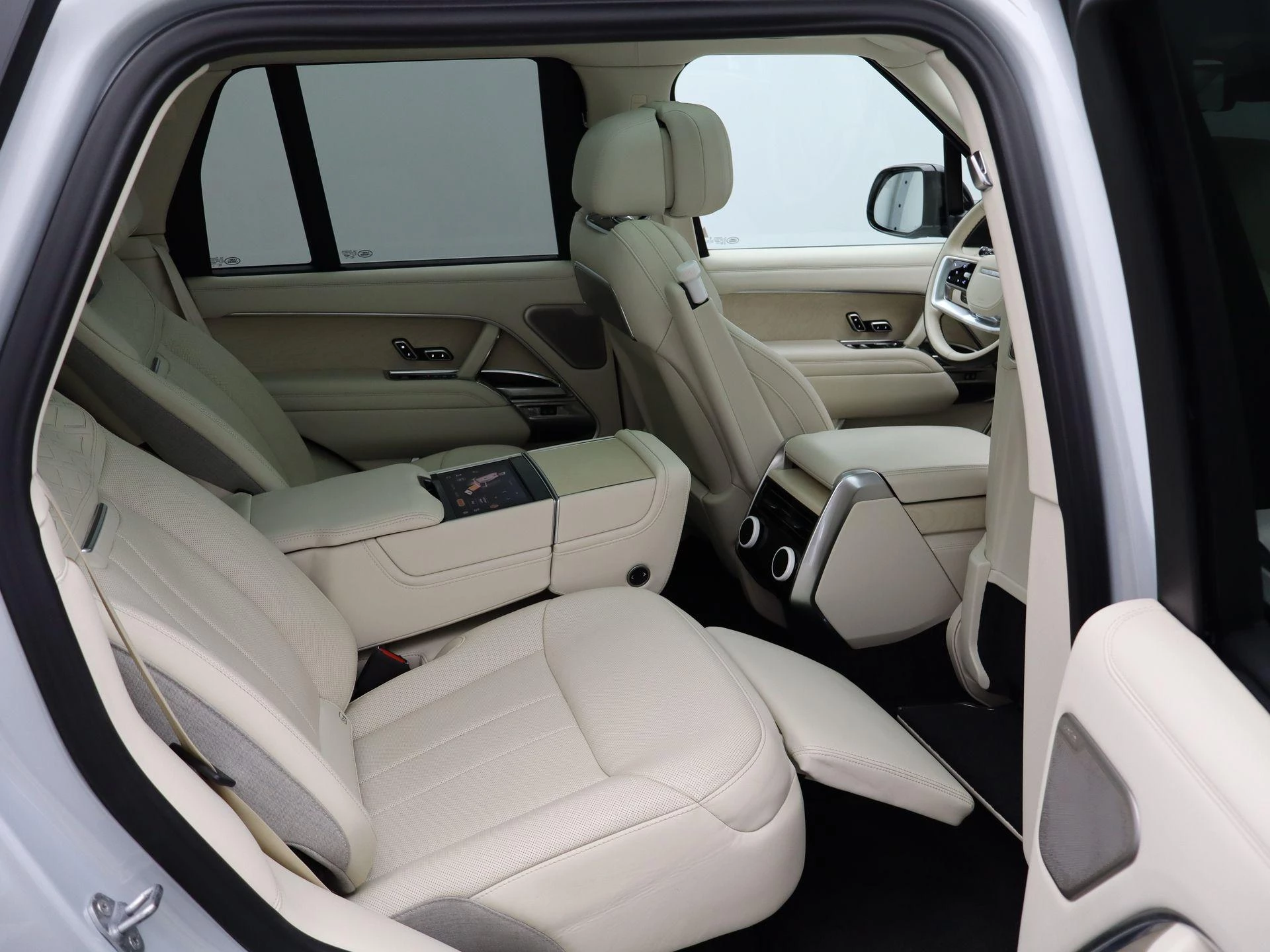 Land Rover Range Rover 3.0 P510e SV PHEV