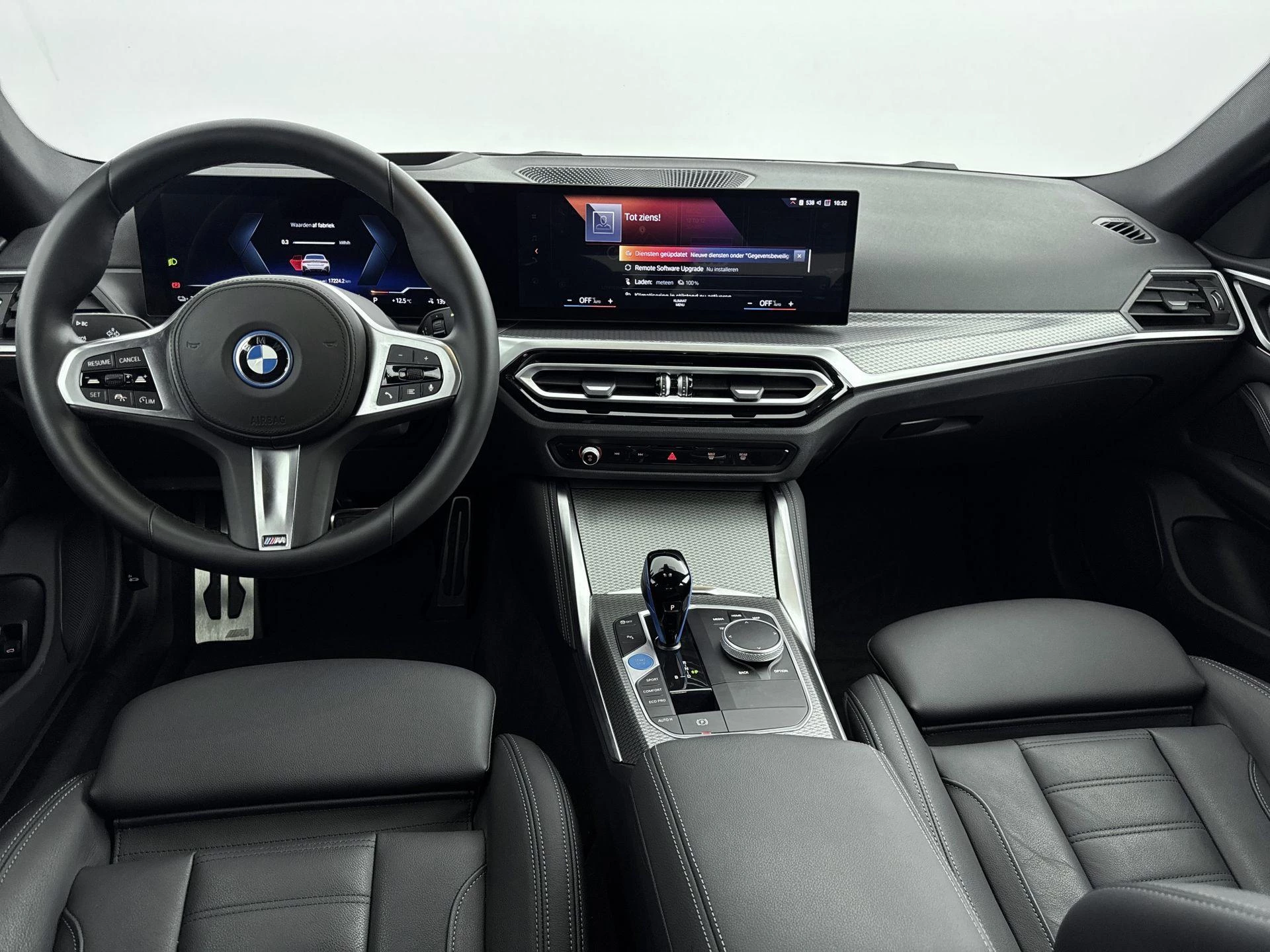 BMW-i4-image-15