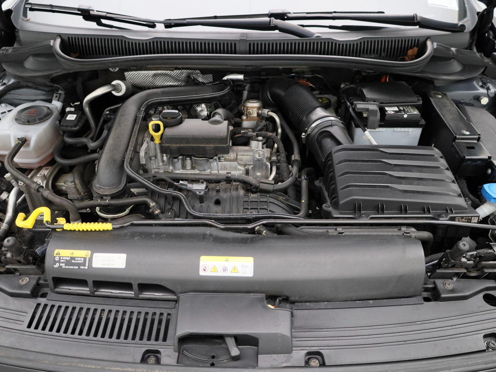 Volkswagen-Polo-image-30