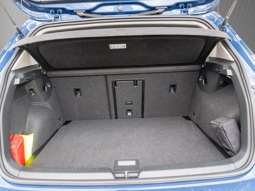 Volkswagen Golf VIII 1.5 TSI Goal *AHK*LED*Navi*App-Connect*PDC*ACC*Side-Assist*Sitzhzg.*Clima