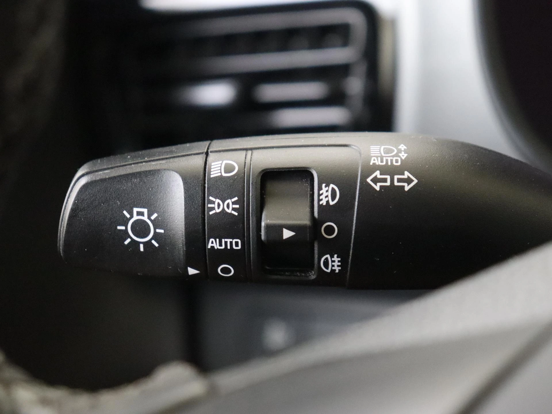 Kia-Stonic-image-22