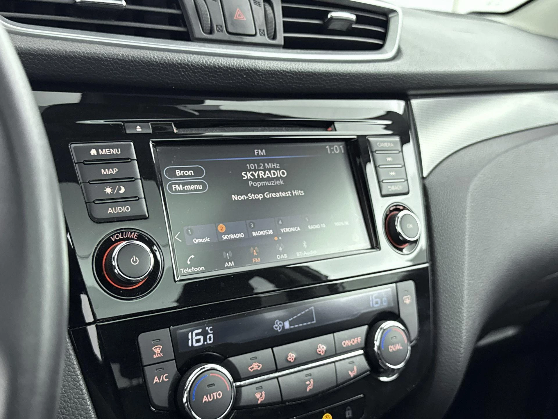 Nissan-QASHQAI-image-10