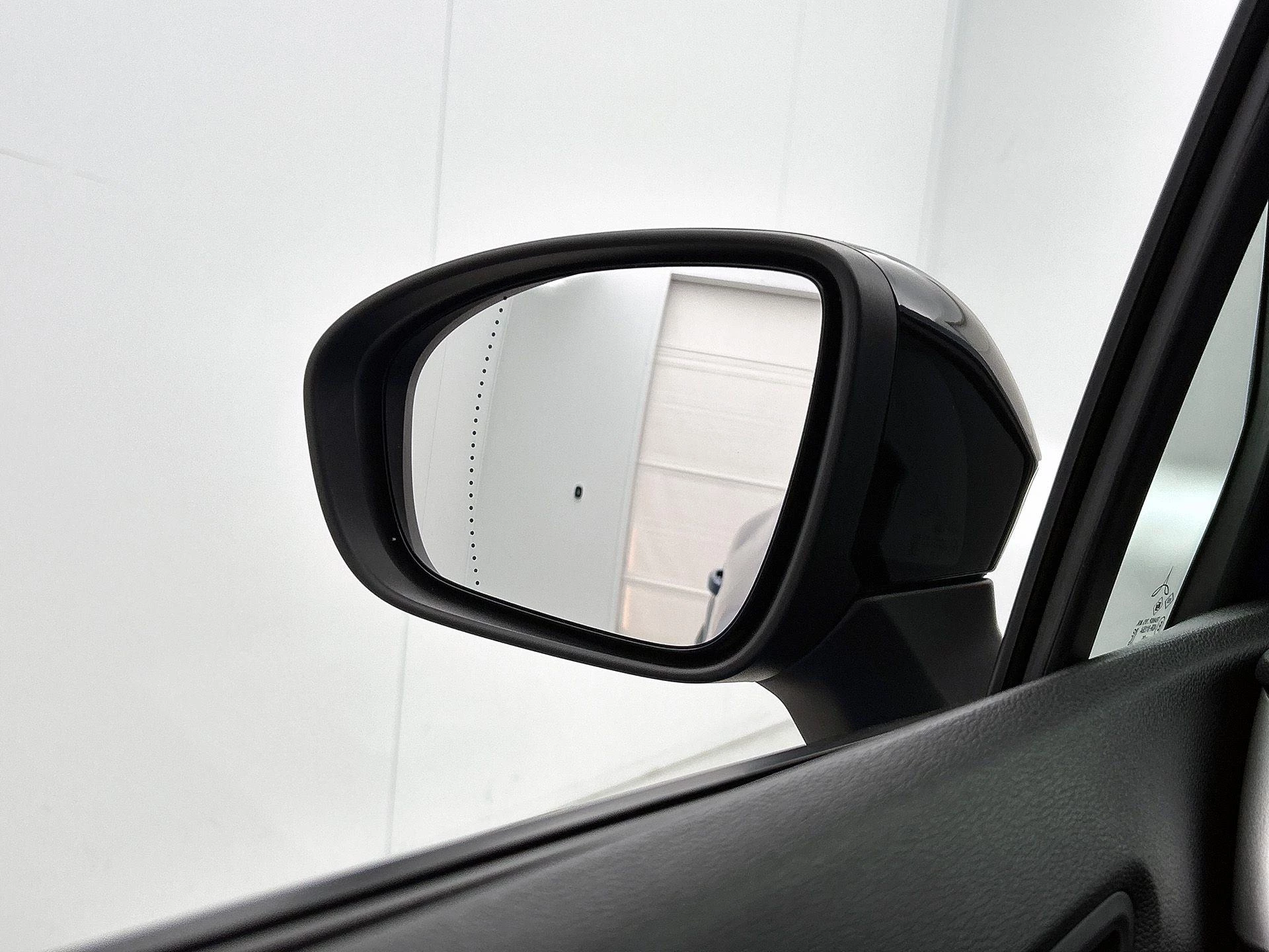 Mitsubishi-ASX-image-25