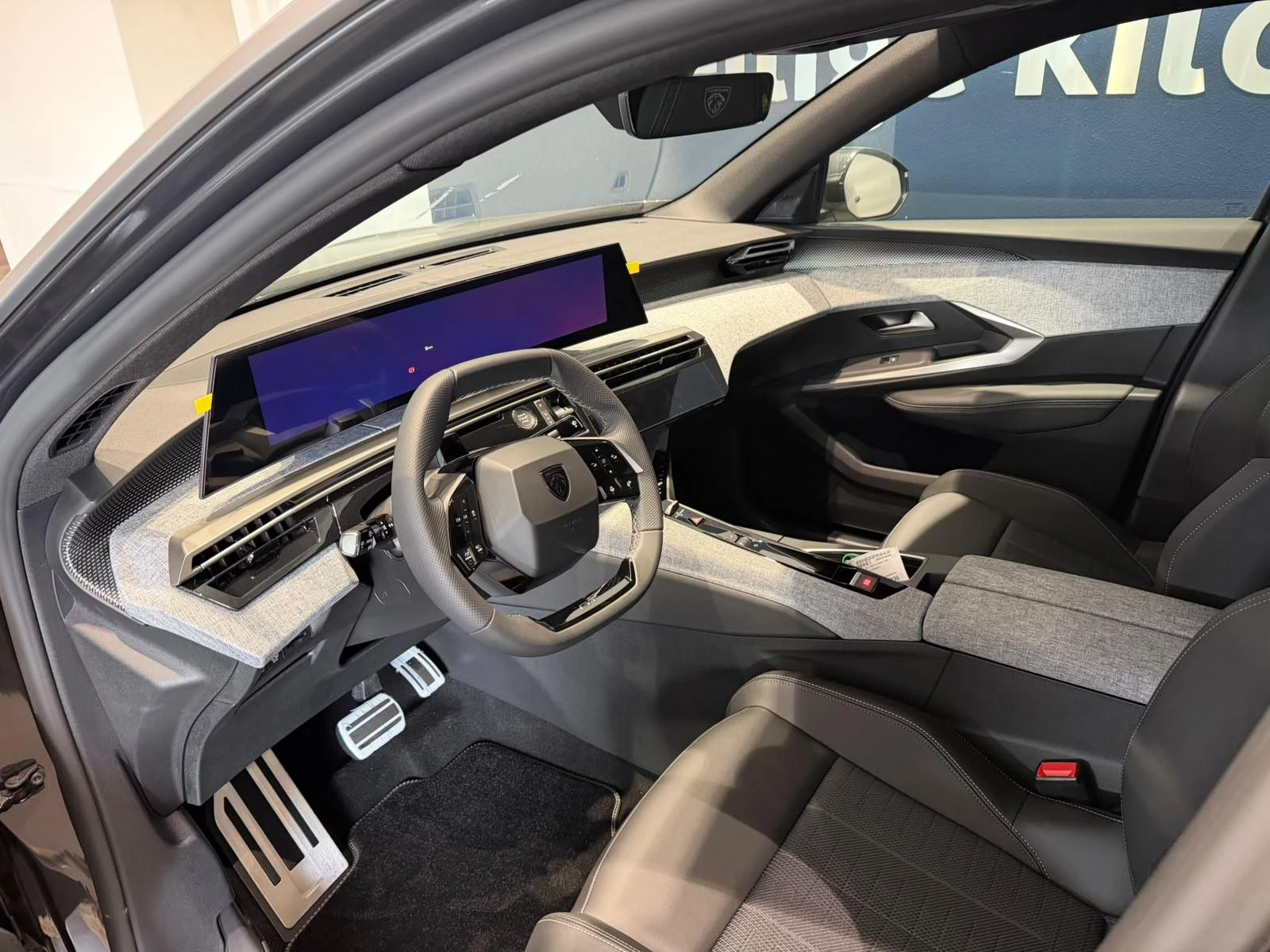 Peugeot-e-3008-image-6