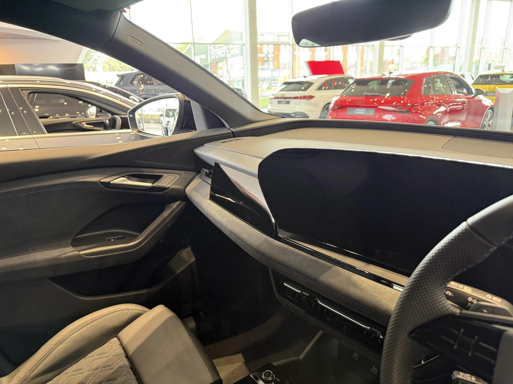 Audi-Q6 e-tron-image-10