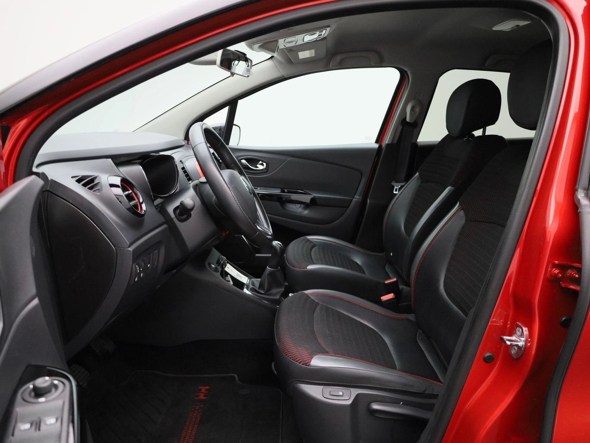 Renault-Captur-image-8