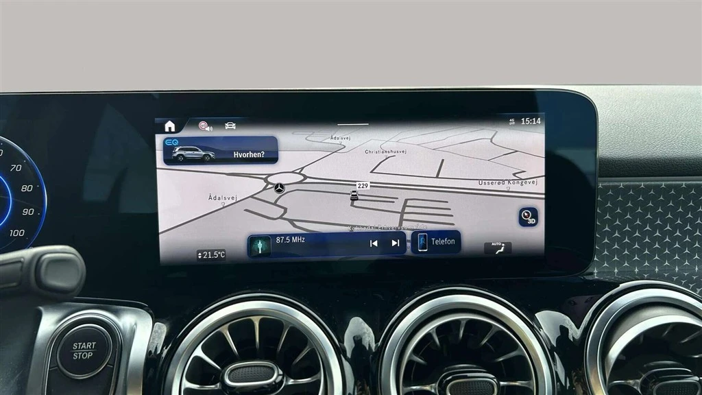 Mercedes-Benz-EQB-image-15