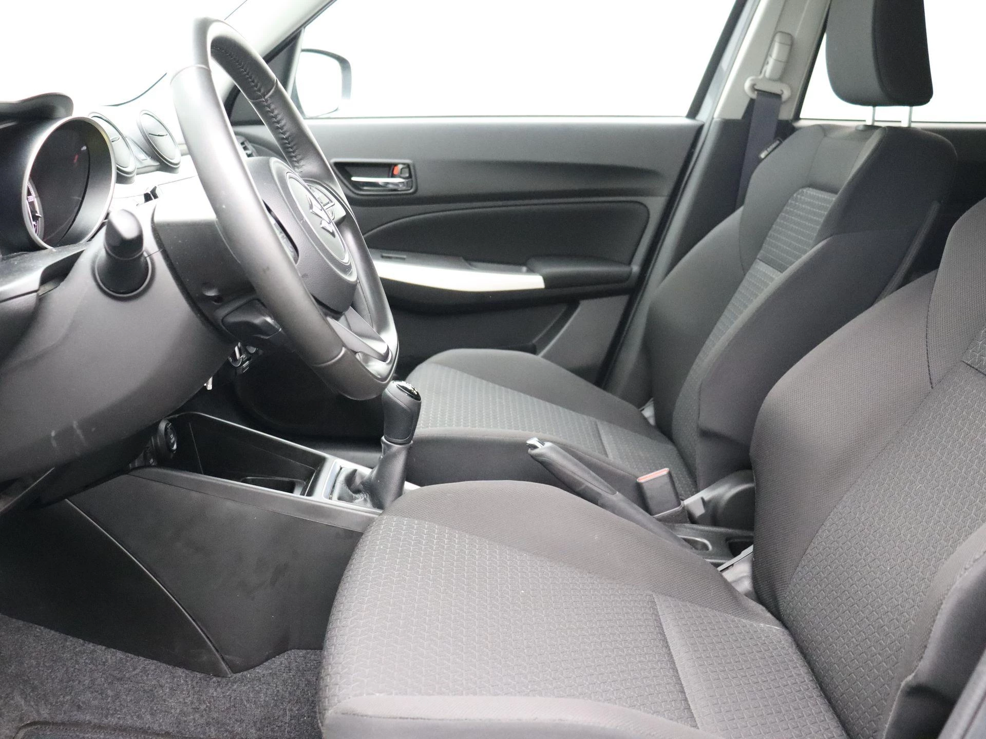 Suzuki Swift 1.2 SMART HYBRID SELECT