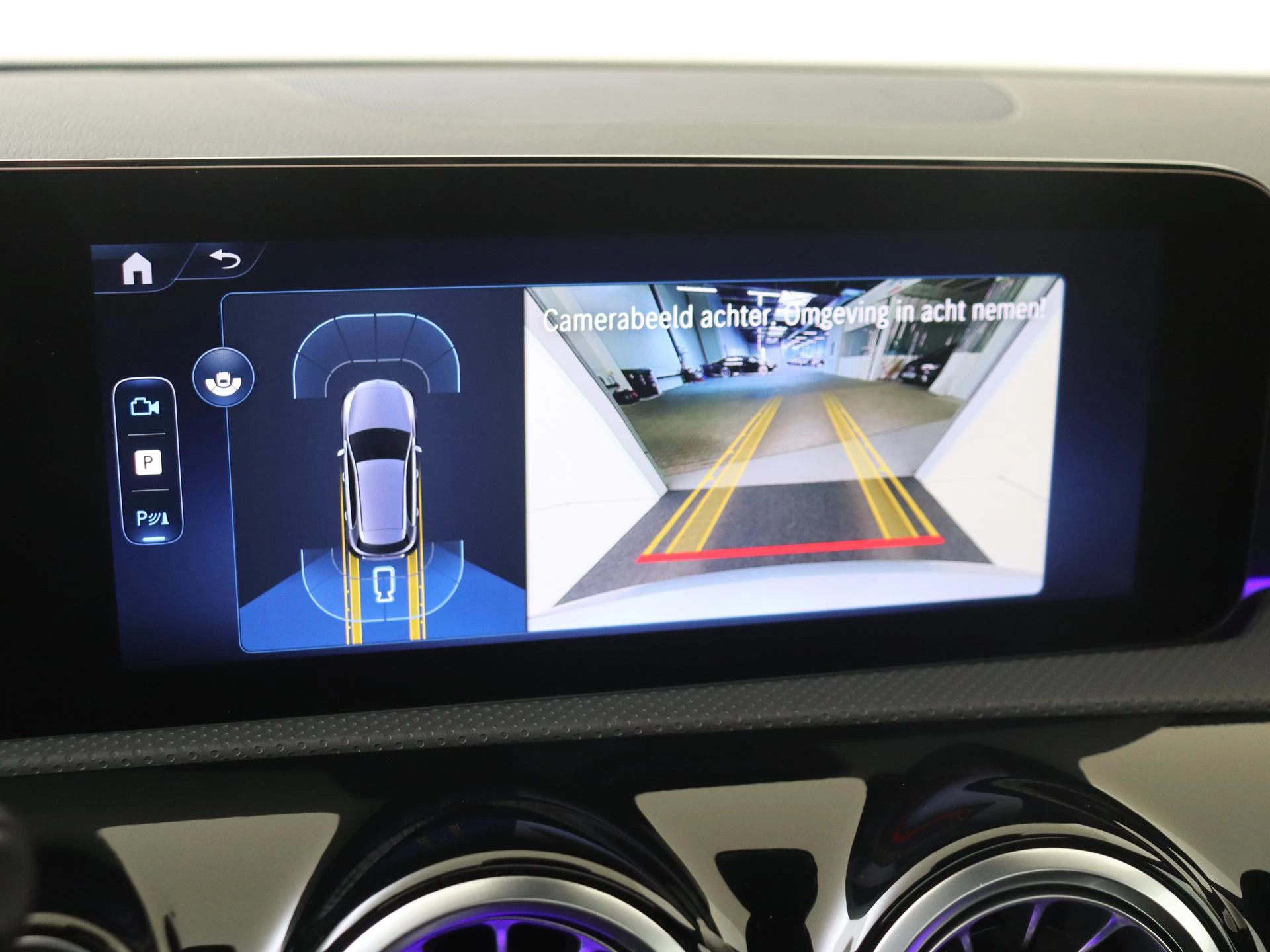 Mercedes-Benz-A-Klasse-image-20