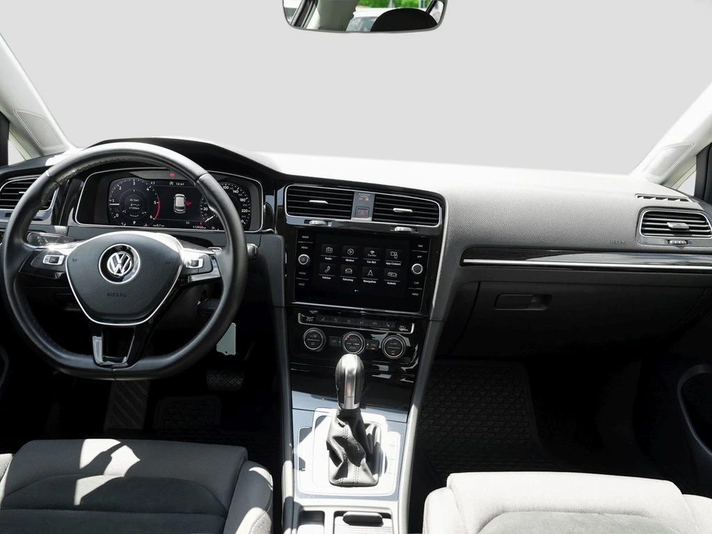 Volkswagen Golf 2.0 TDI DSG Highline R-Line *LED*AHK*Navi*Digi-Cockpit*PDC*Climatronic*Sitzheizung*uvm...