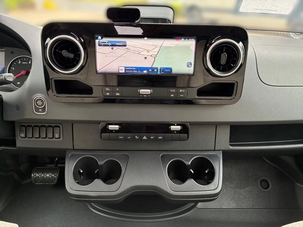 Hymer--image-8
