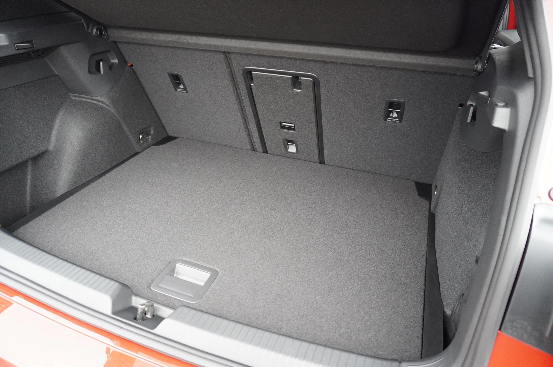 Volkswagen-Golf-image-11