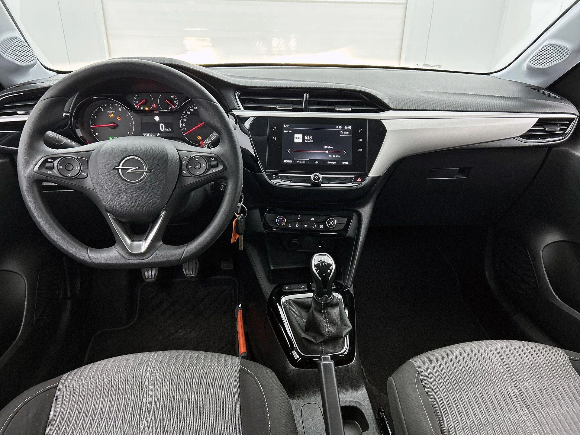 Opel-Corsa-image-15