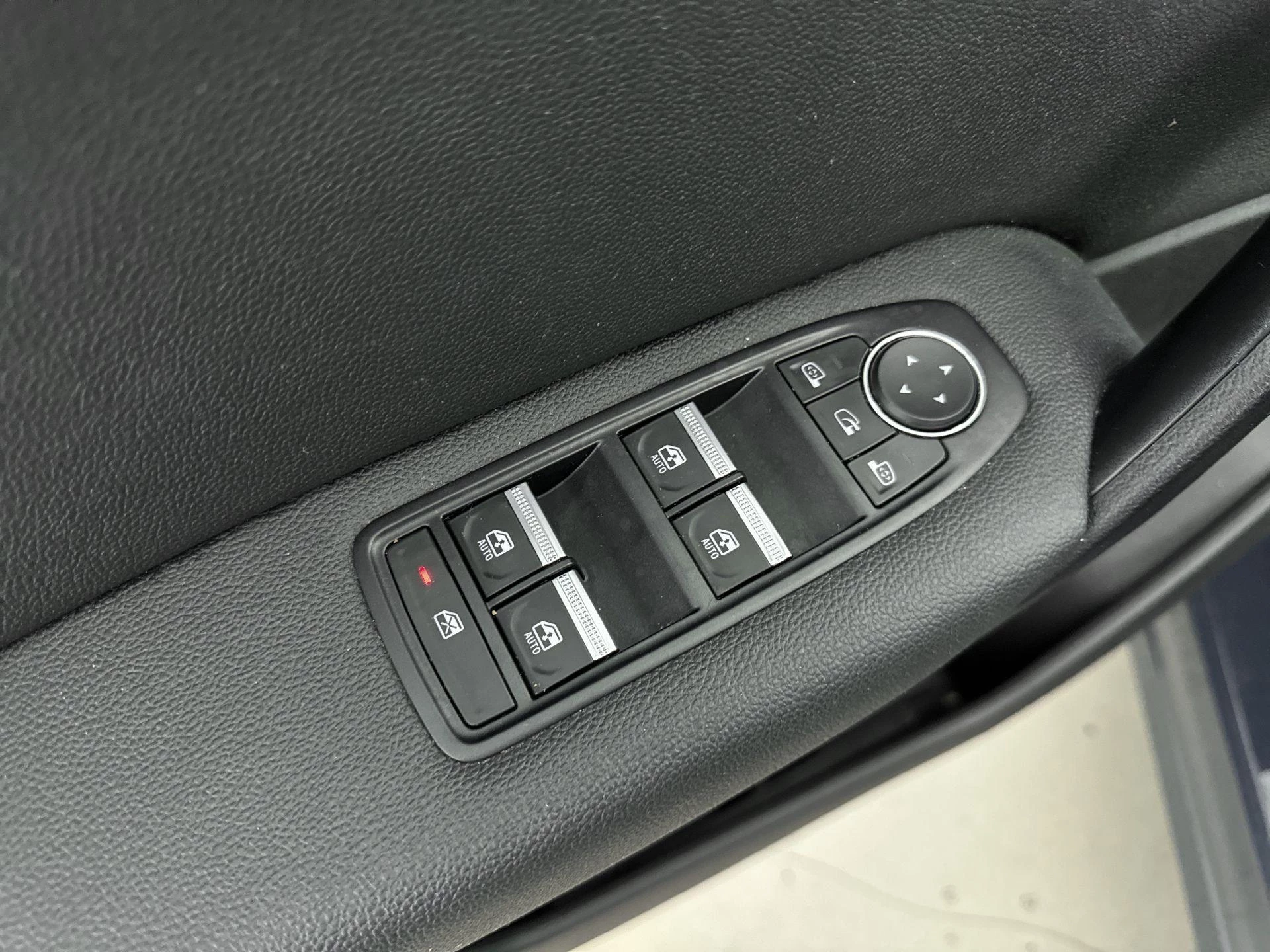 Renault-Captur-image-14