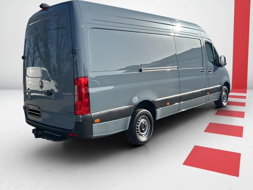 Mercedes-Benz-Sprinter 317-image-5