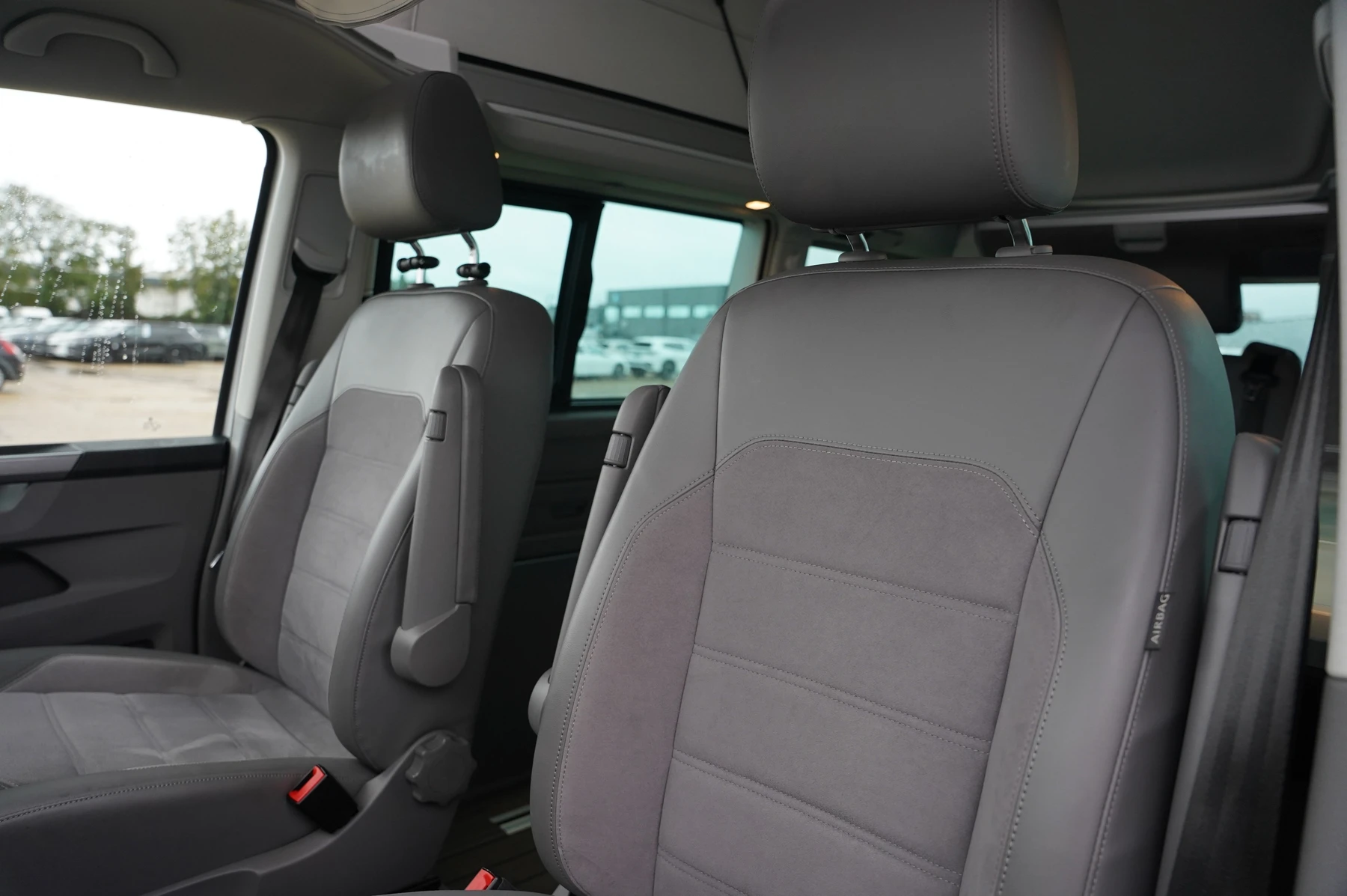 Volkswagen-California-image-26
