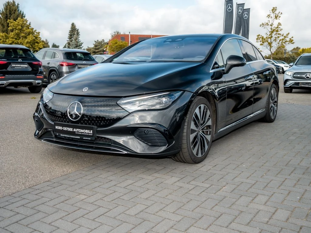 Mercedes-Benz-EQE 350+-image-7