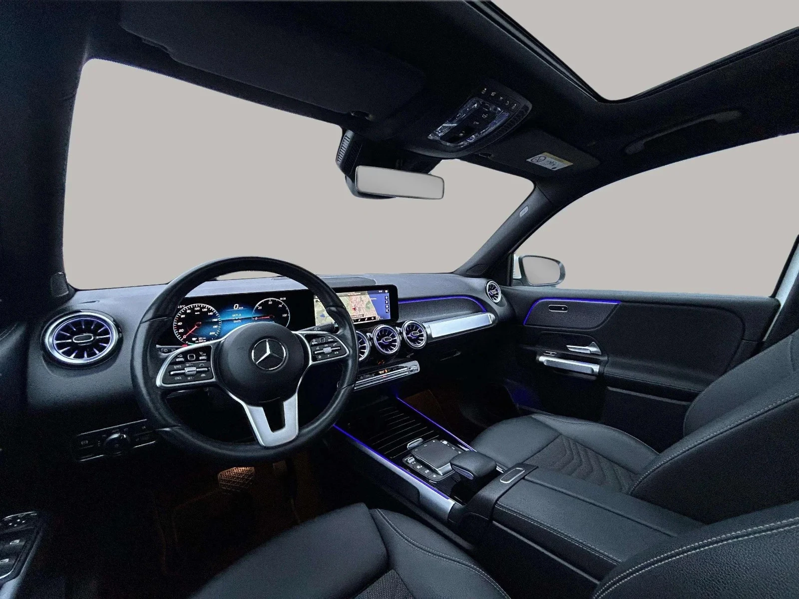 Mercedes-Benz-EQB-image-16