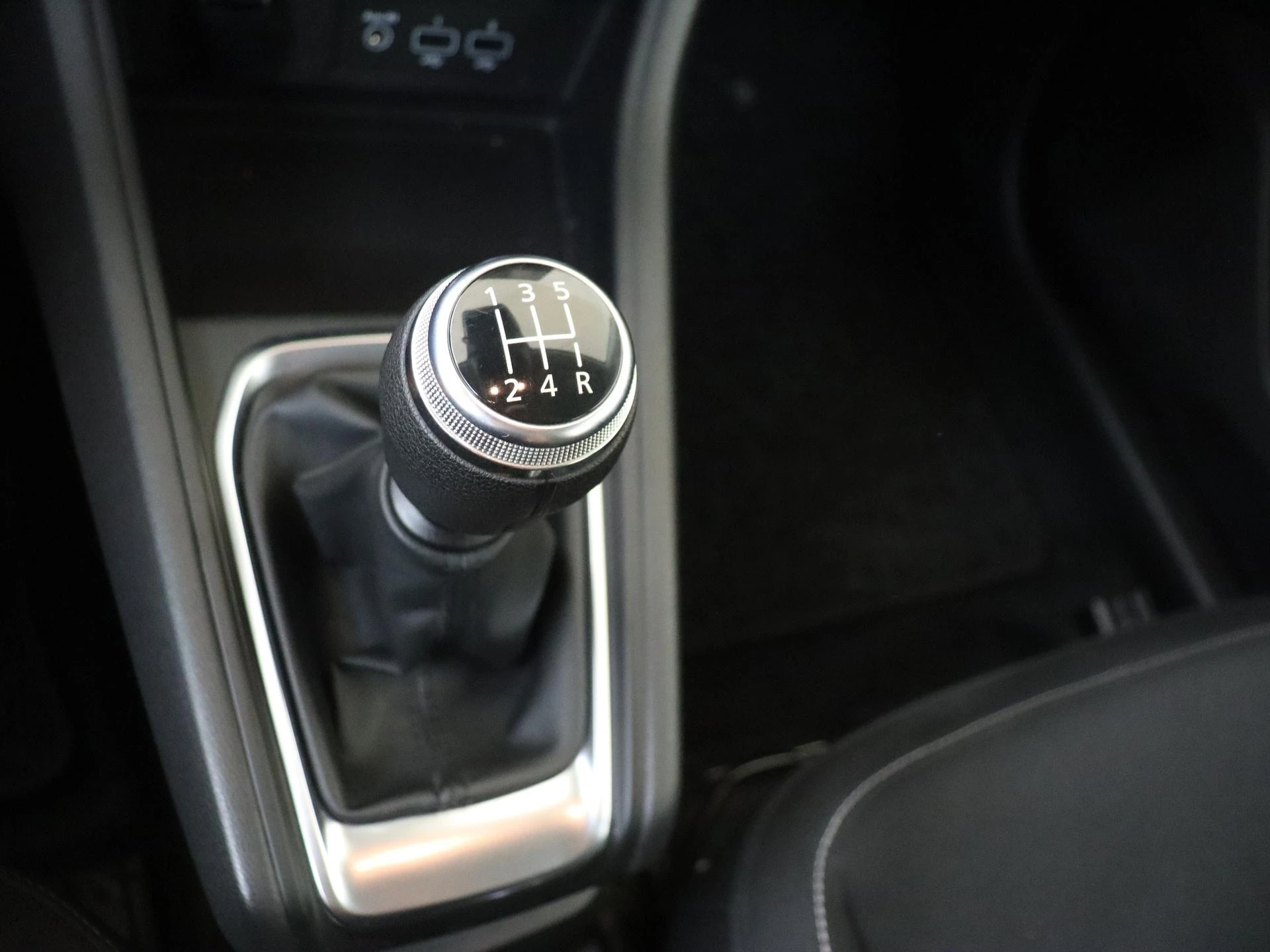 Renault-Captur-image-13