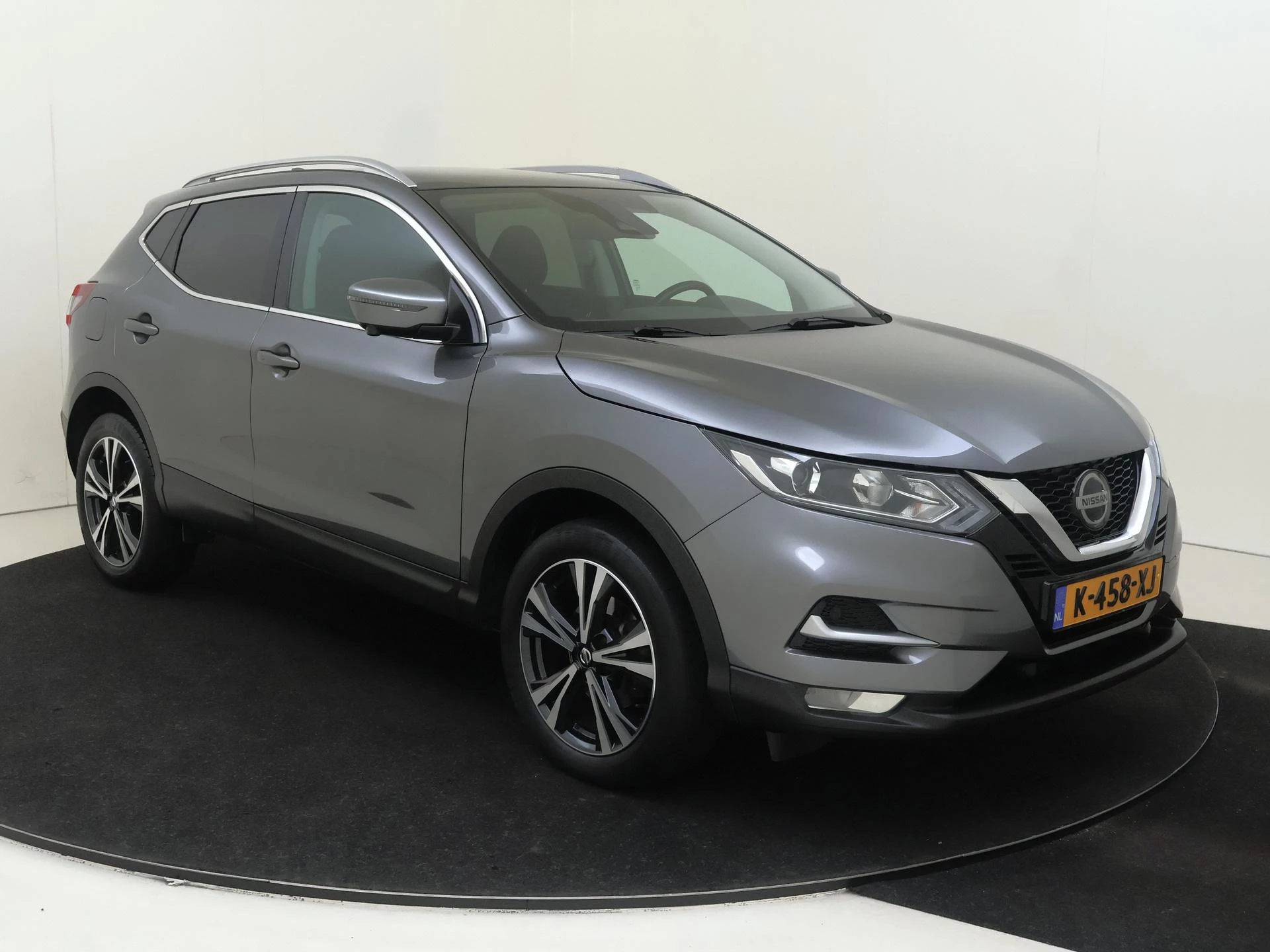 Nissan QASHQAI 1.3 DIG-T Design Edition