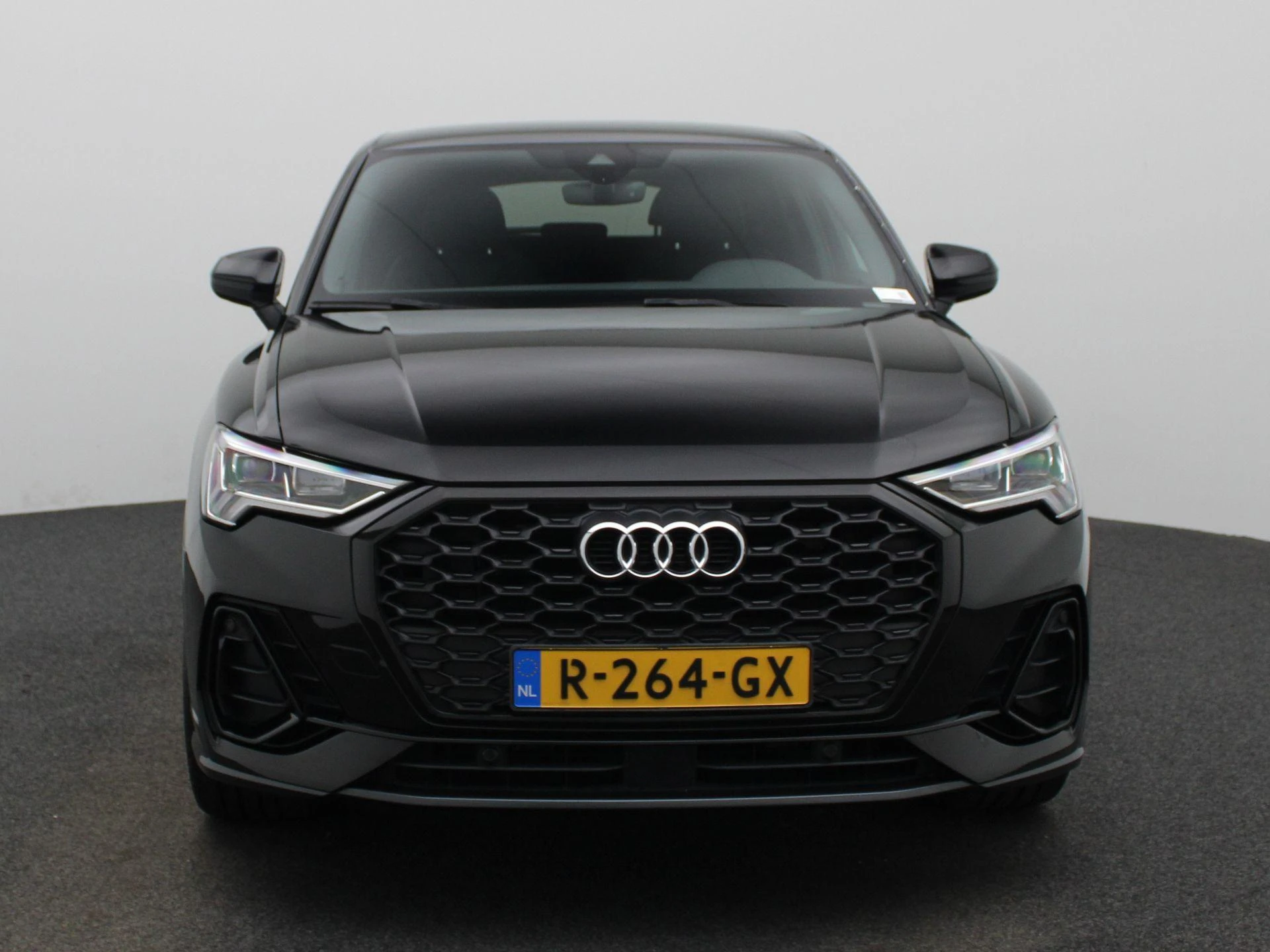 Audi-Q3-image-2