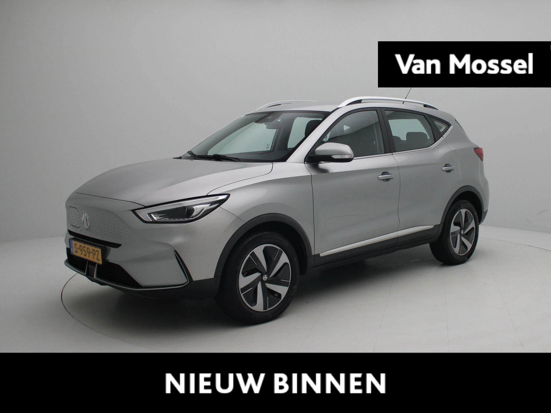 MG-ZS EV-image-0
