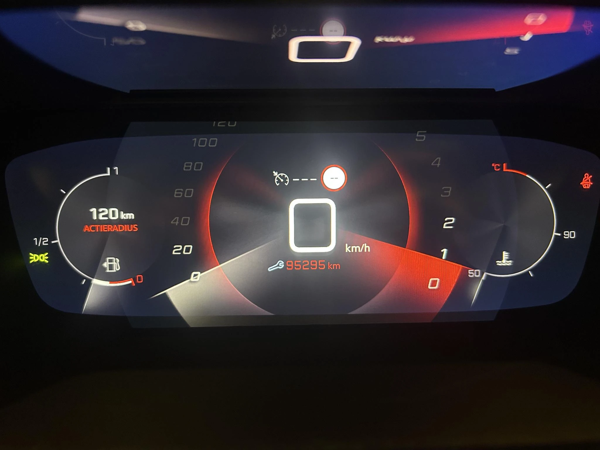 Peugeot-208-image-7
