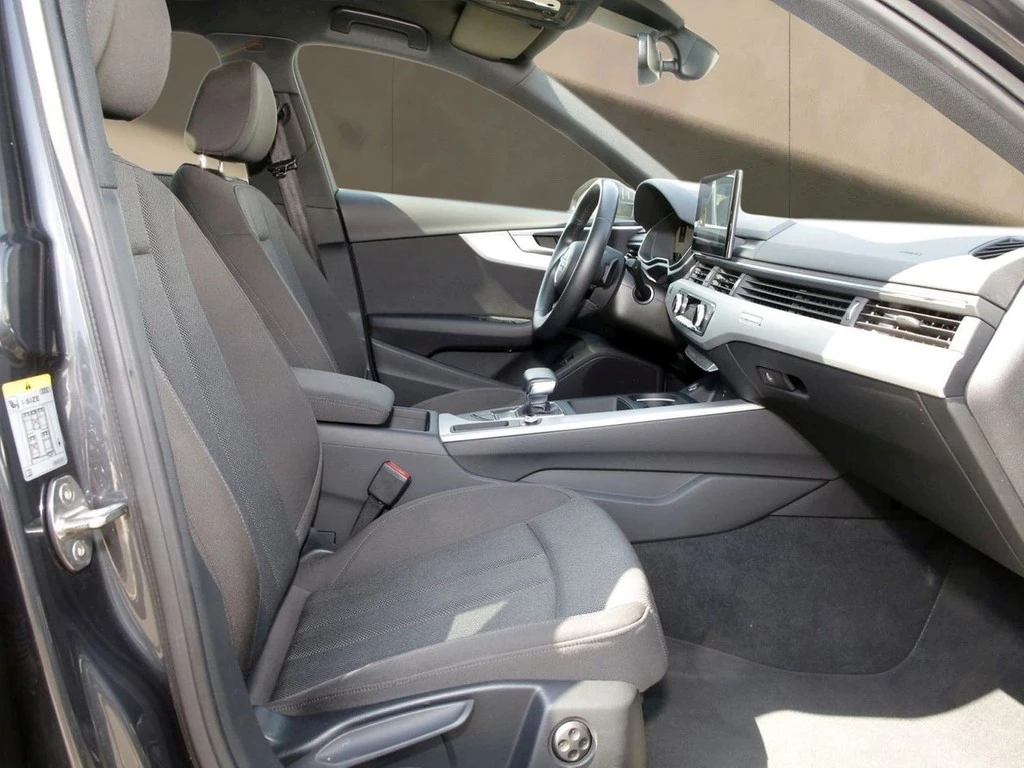 Audi-A4-image-9