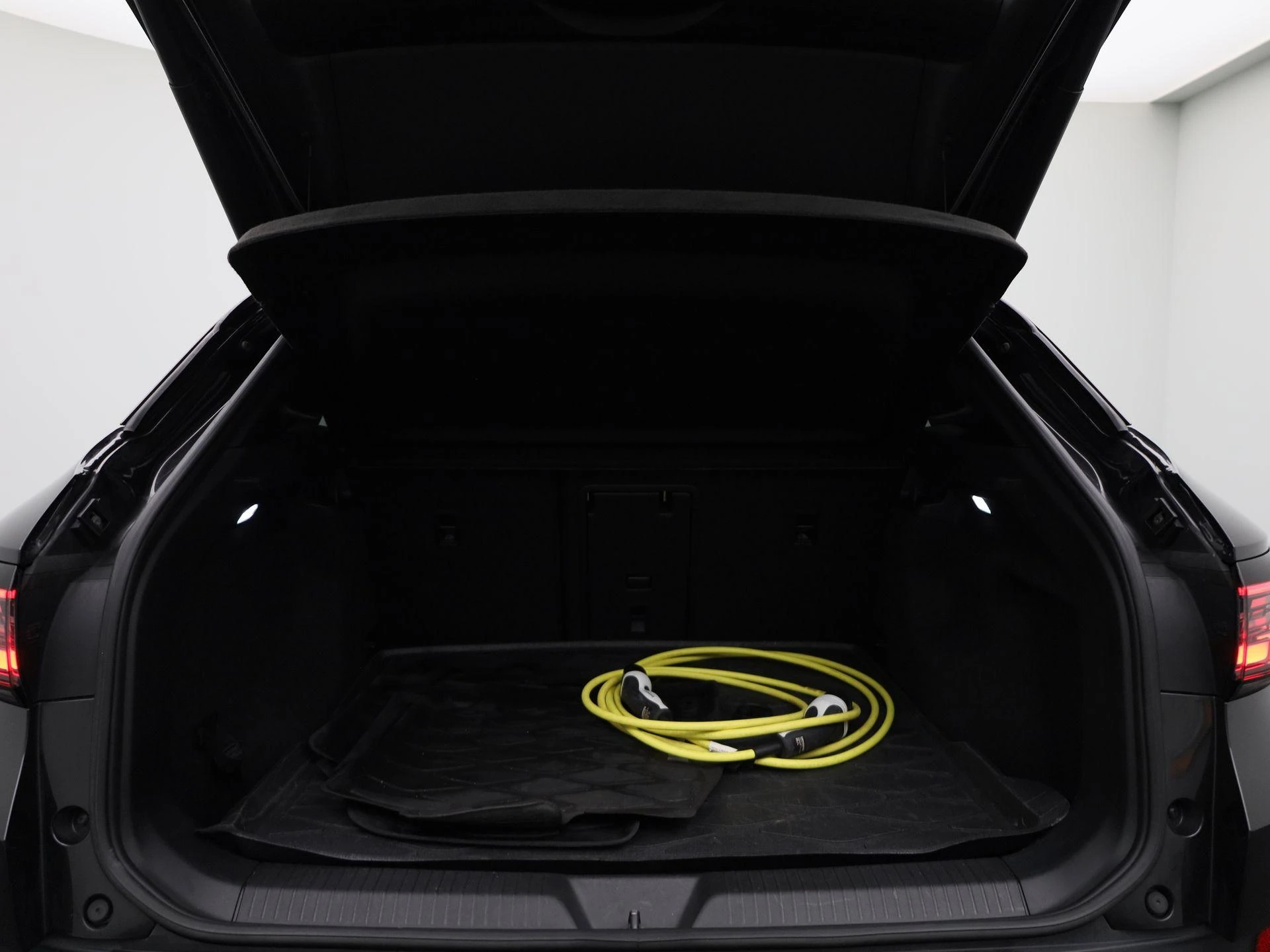 Volkswagen-ID.4-image-12