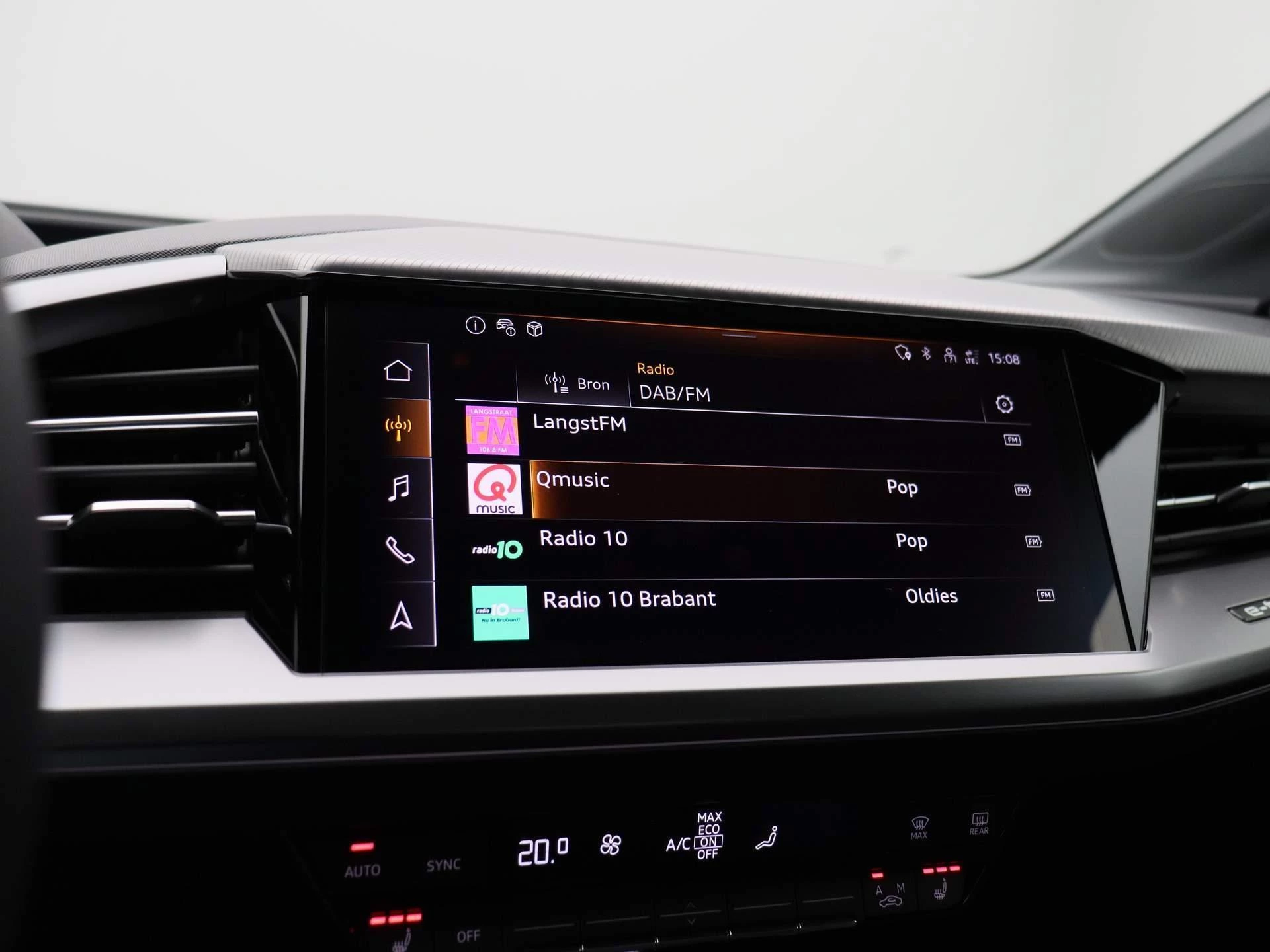 Audi-Q4 e-tron-image-29