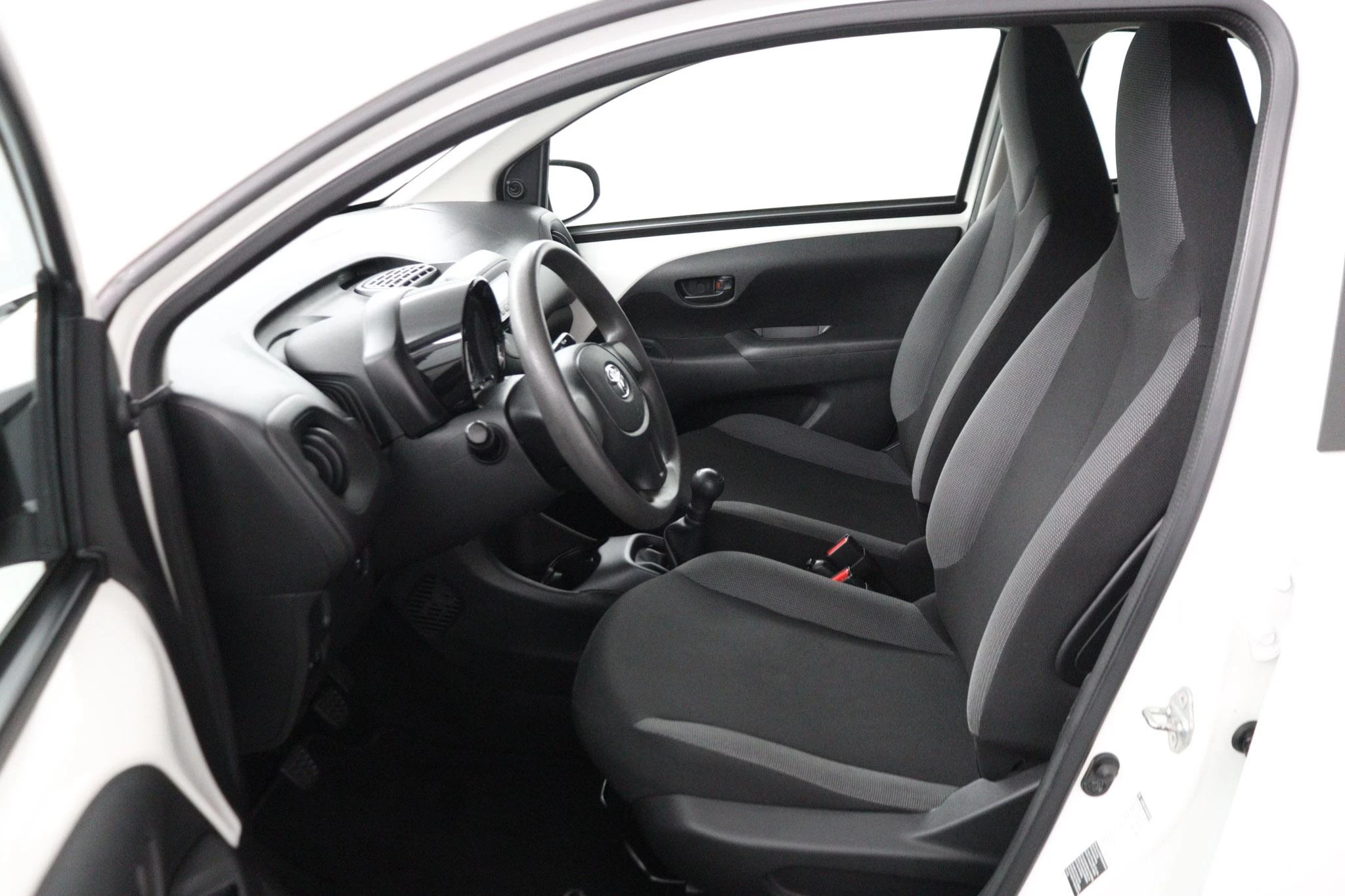 Toyota Aygo 1.0 VVT-i x-now |