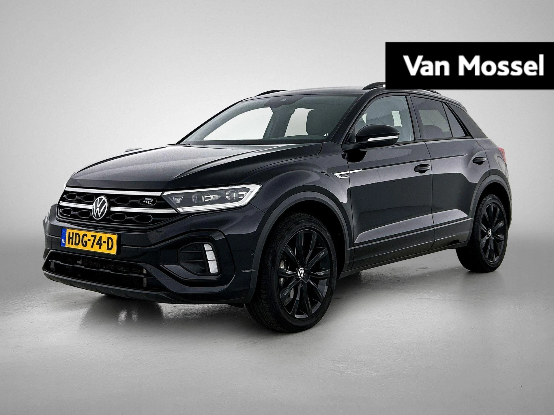 Volkswagen-T-Roc-image-0