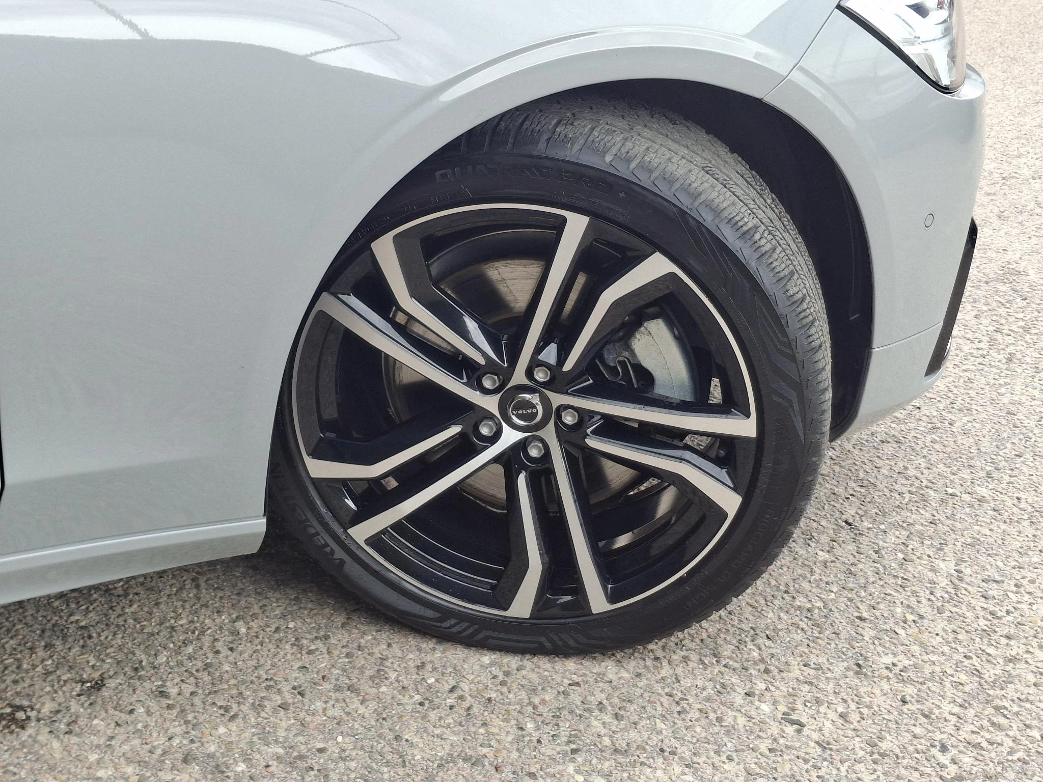 Volvo-V90-image-17