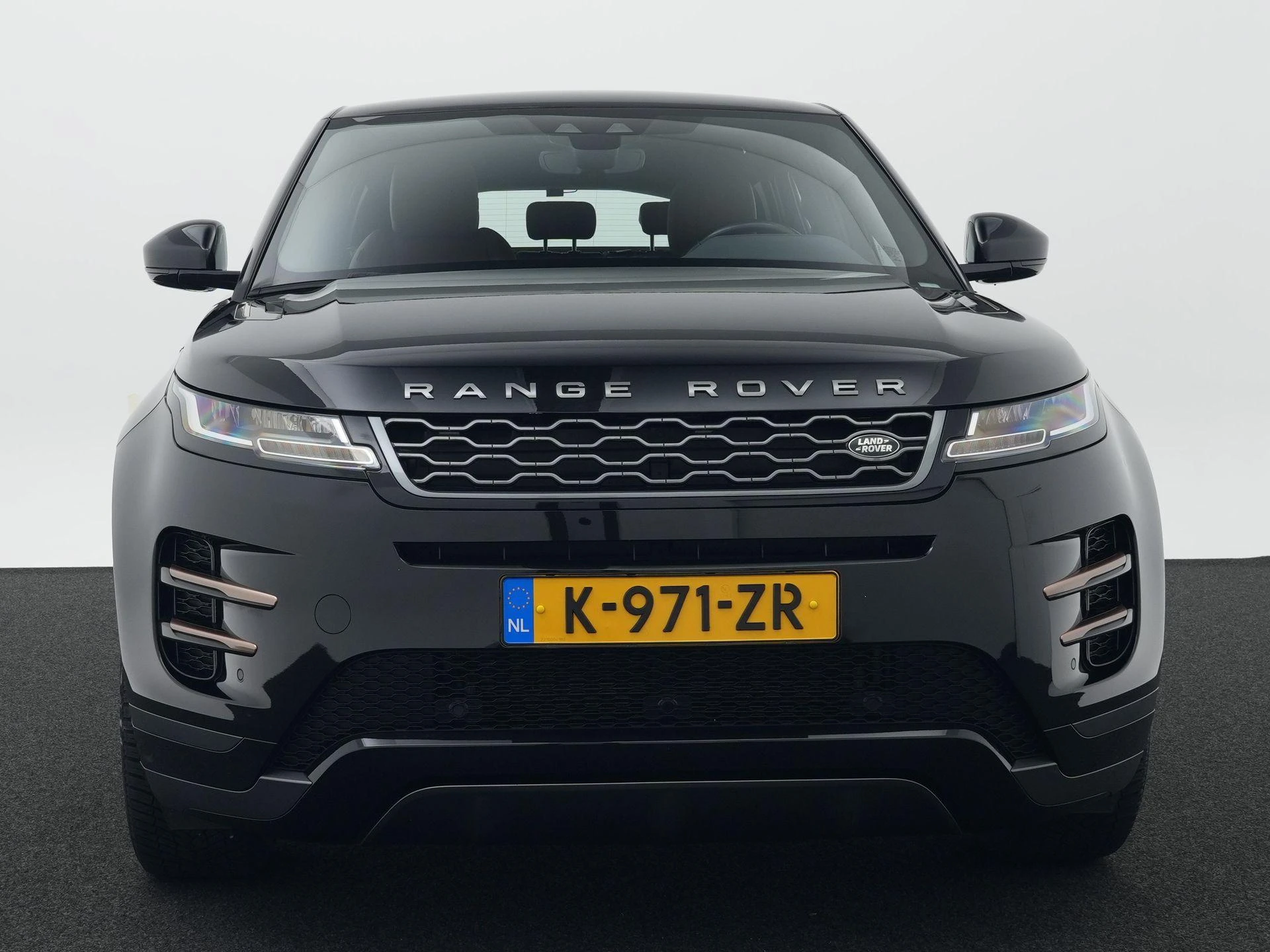 Land Rover-Range Rover Evoque-image-3