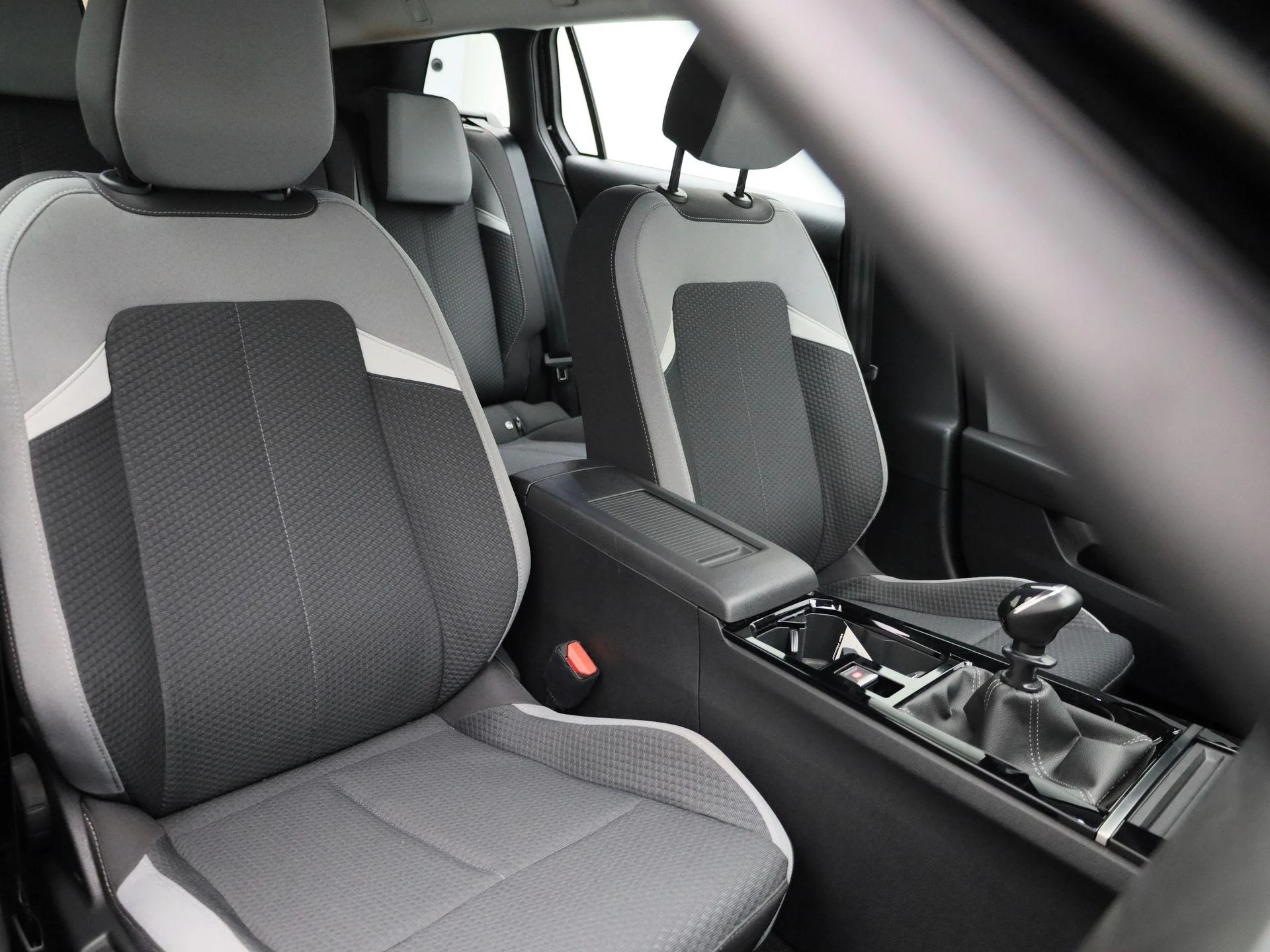 Opel-Astra-image-34