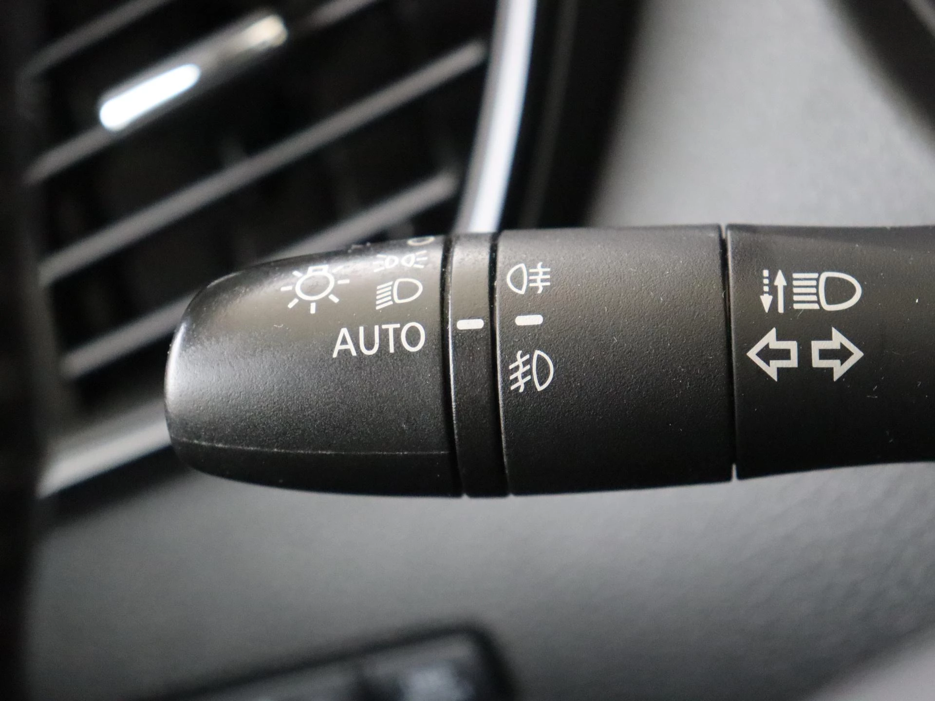 Nissan-X-Trail-image-22