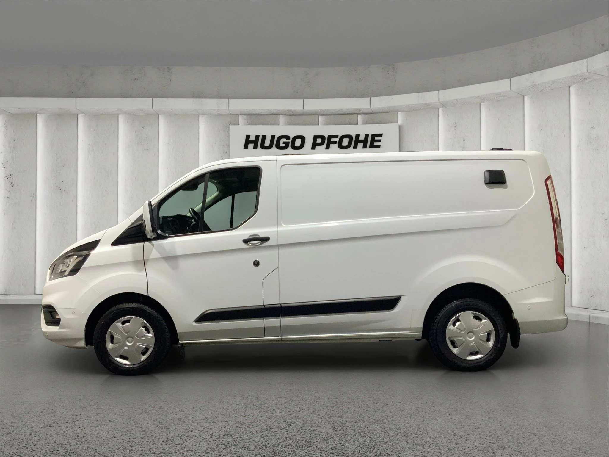Ford-Transit Custom-image-1