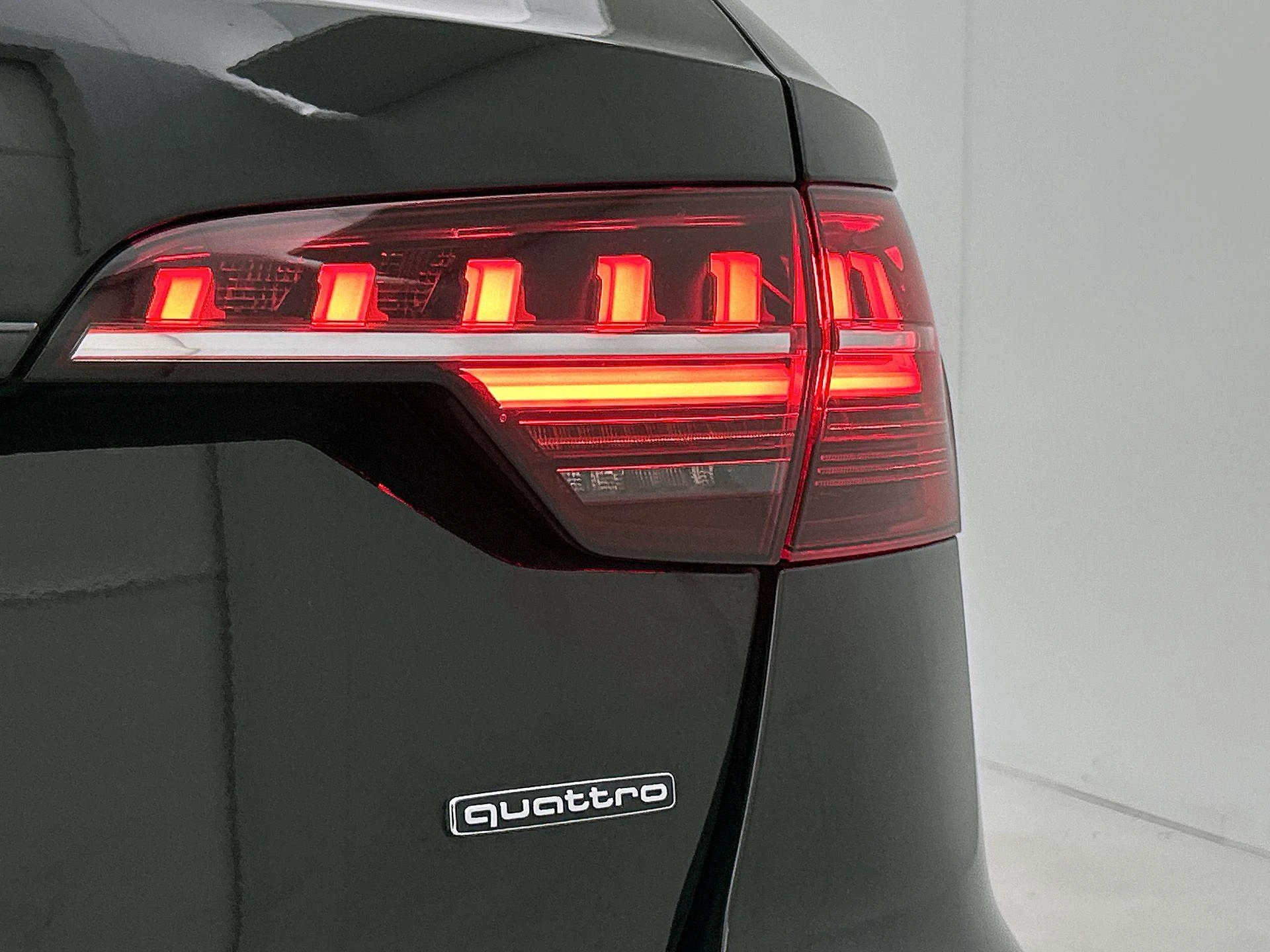Audi A4 Avant 40 TFSI quattro S edition Competition