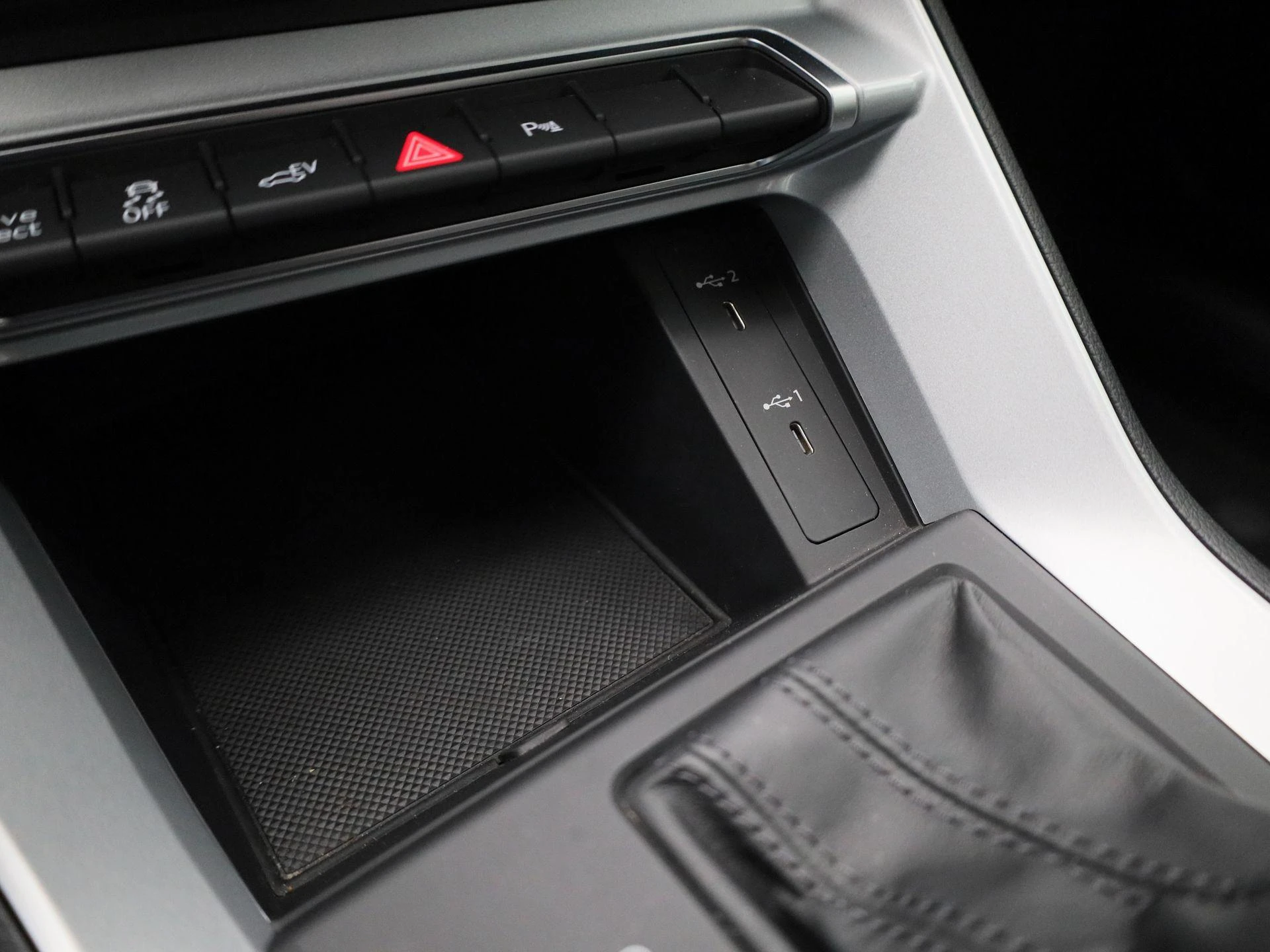 Audi-Q3-image-26
