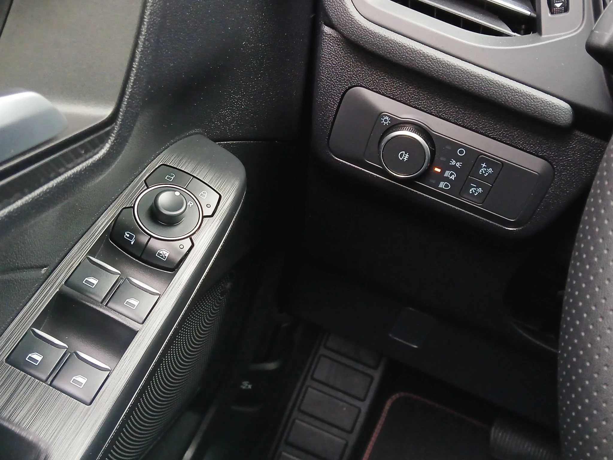 Ford Kuga ST-Line Aut.*KAM*LED-MATRIX*NAVI*GRA*WINTER-PKT.